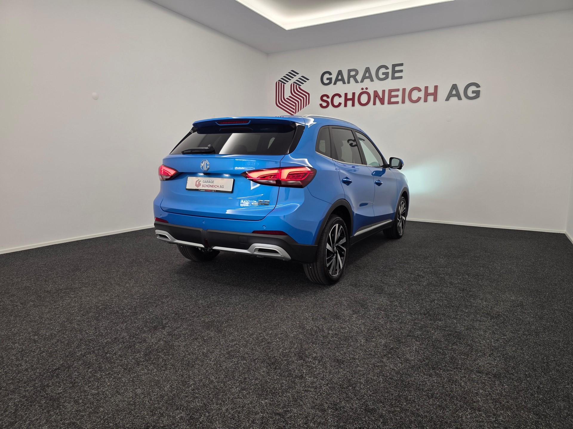 MG ZS 1.5 Hybrid+ Luxury-image-4