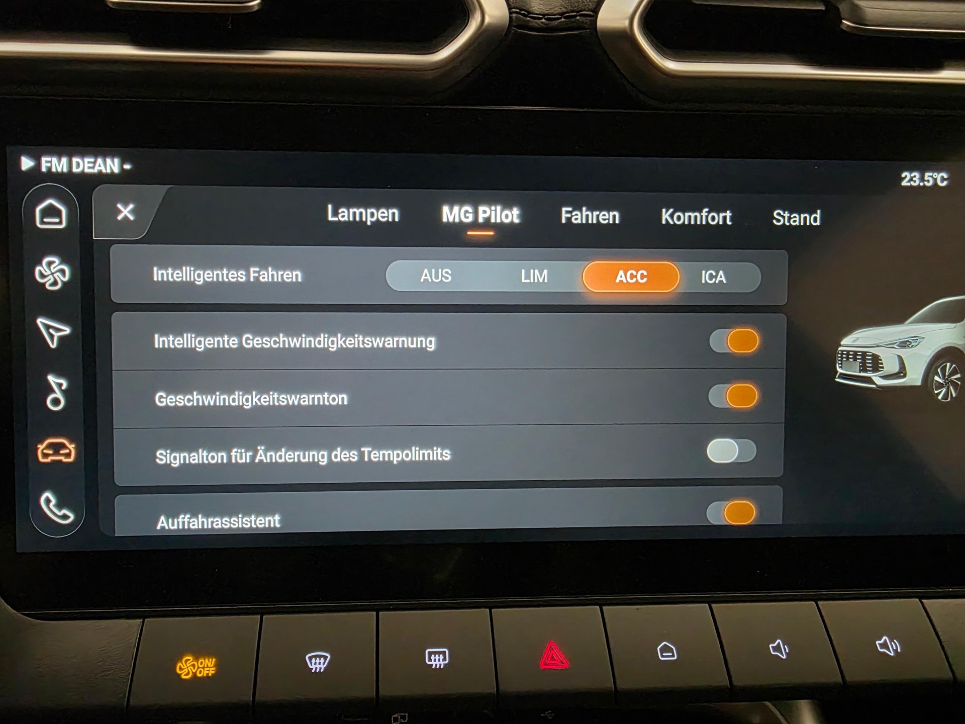 MG ZS 1.5 Hybrid+ Luxury-image-22