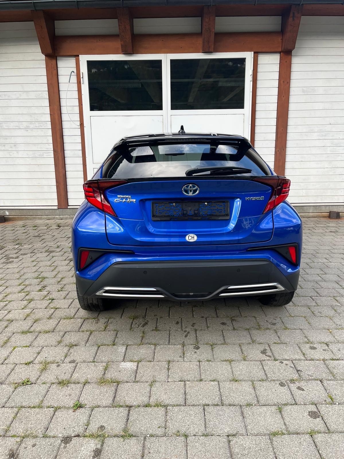 TOYOTA C-HR 2.0 HSD CVT Trend-image-3