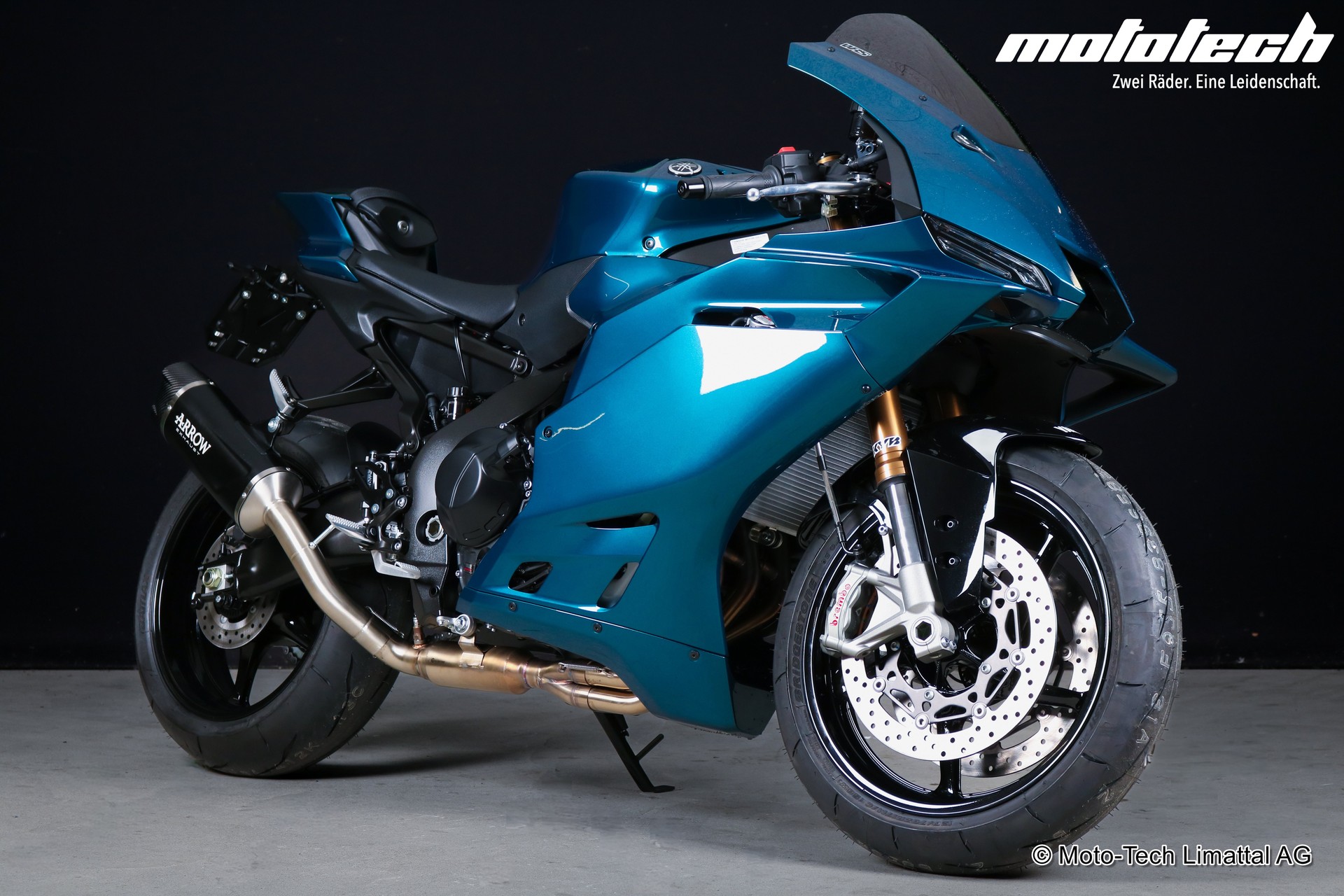 YAMAHA YZF-R9