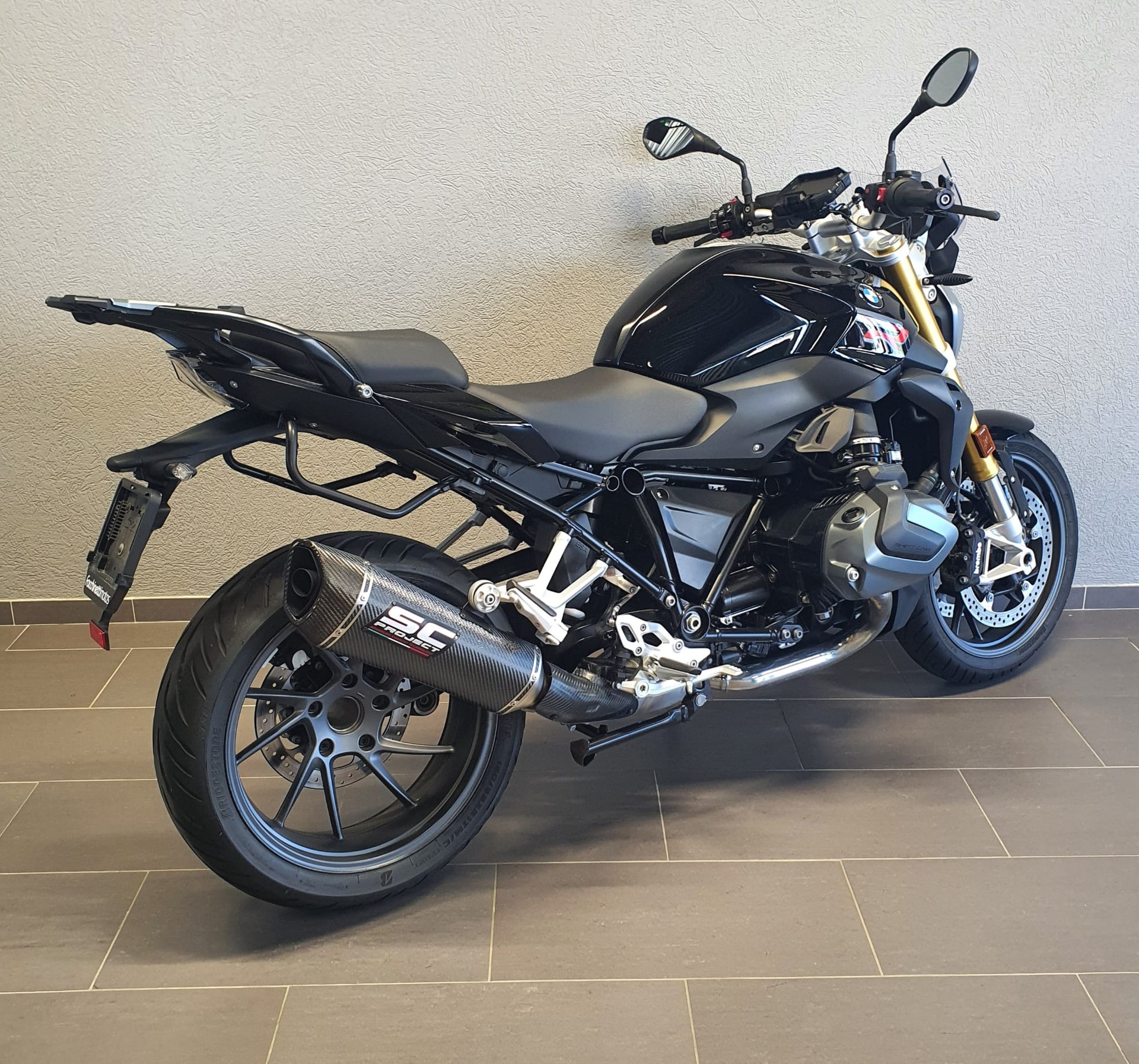 BMW R 1250 R-image-2