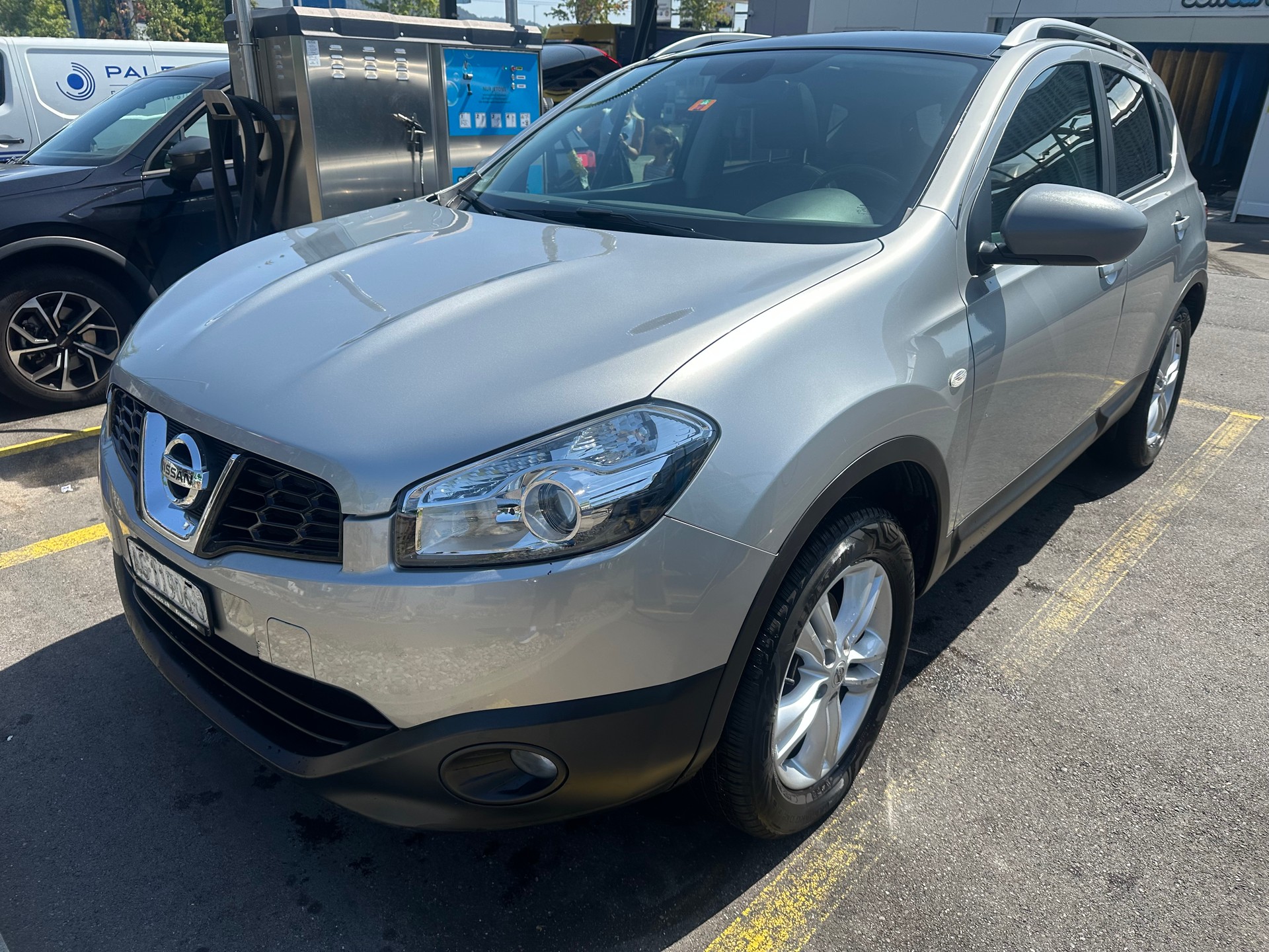 NISSAN Qashqai 2.0 tekna XTronic CVT-image-0