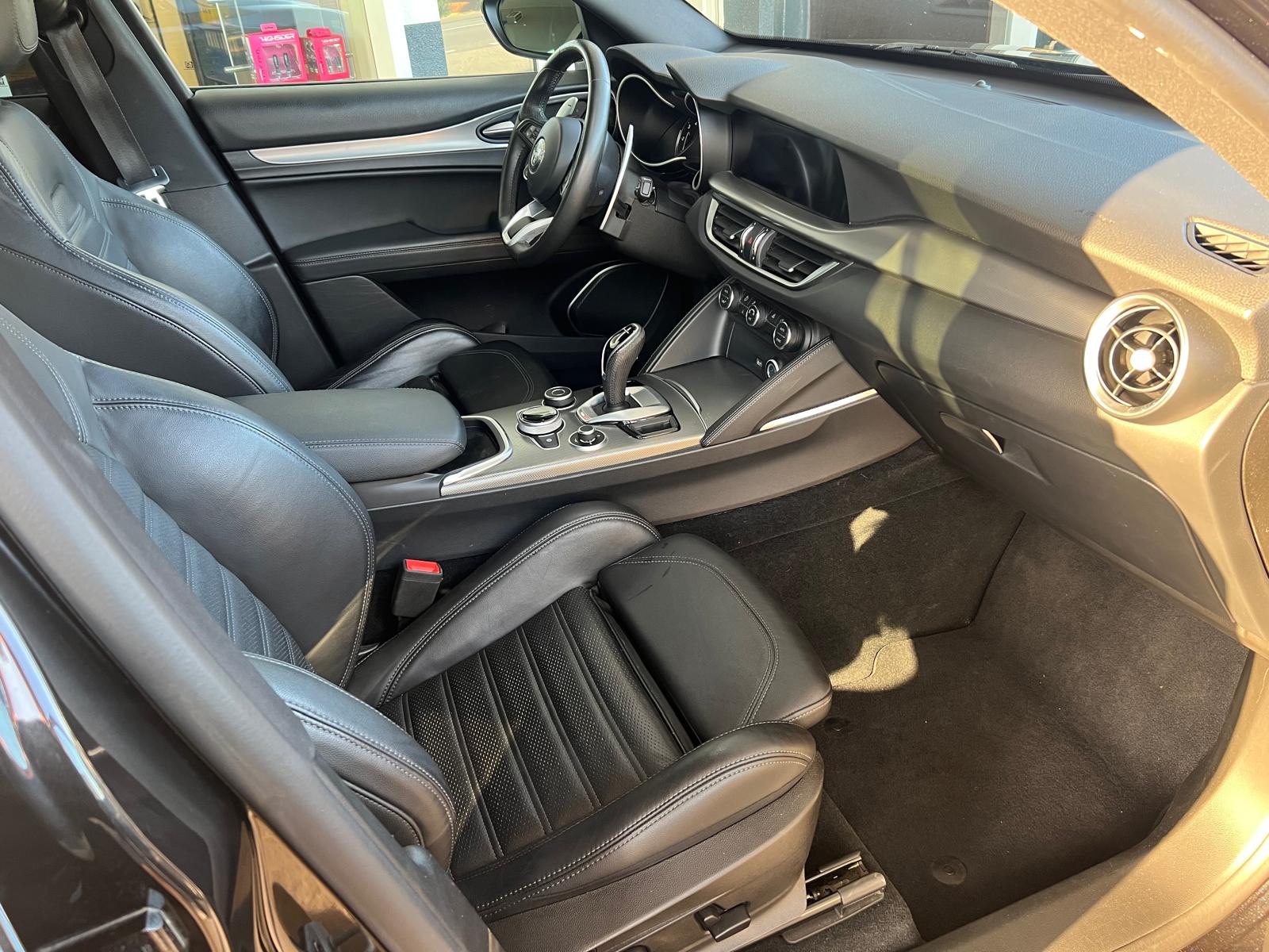 ALFA ROMEO Stelvio 2.2 JTDM Pack Veloce Q4-image-10