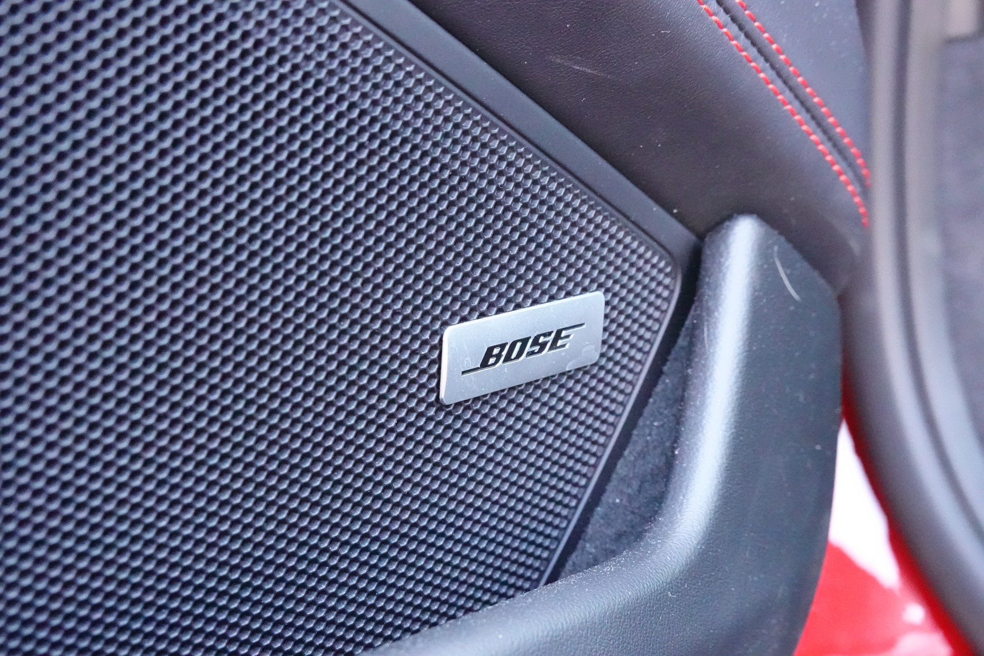 PORSCHE 911 Targa 4 GTS PDK - "CH Auto * Porsche Approved * Son BOSE * Toutes Roues Direct. * Sièges Sport 18 Posit avec Mémoire"-image-12