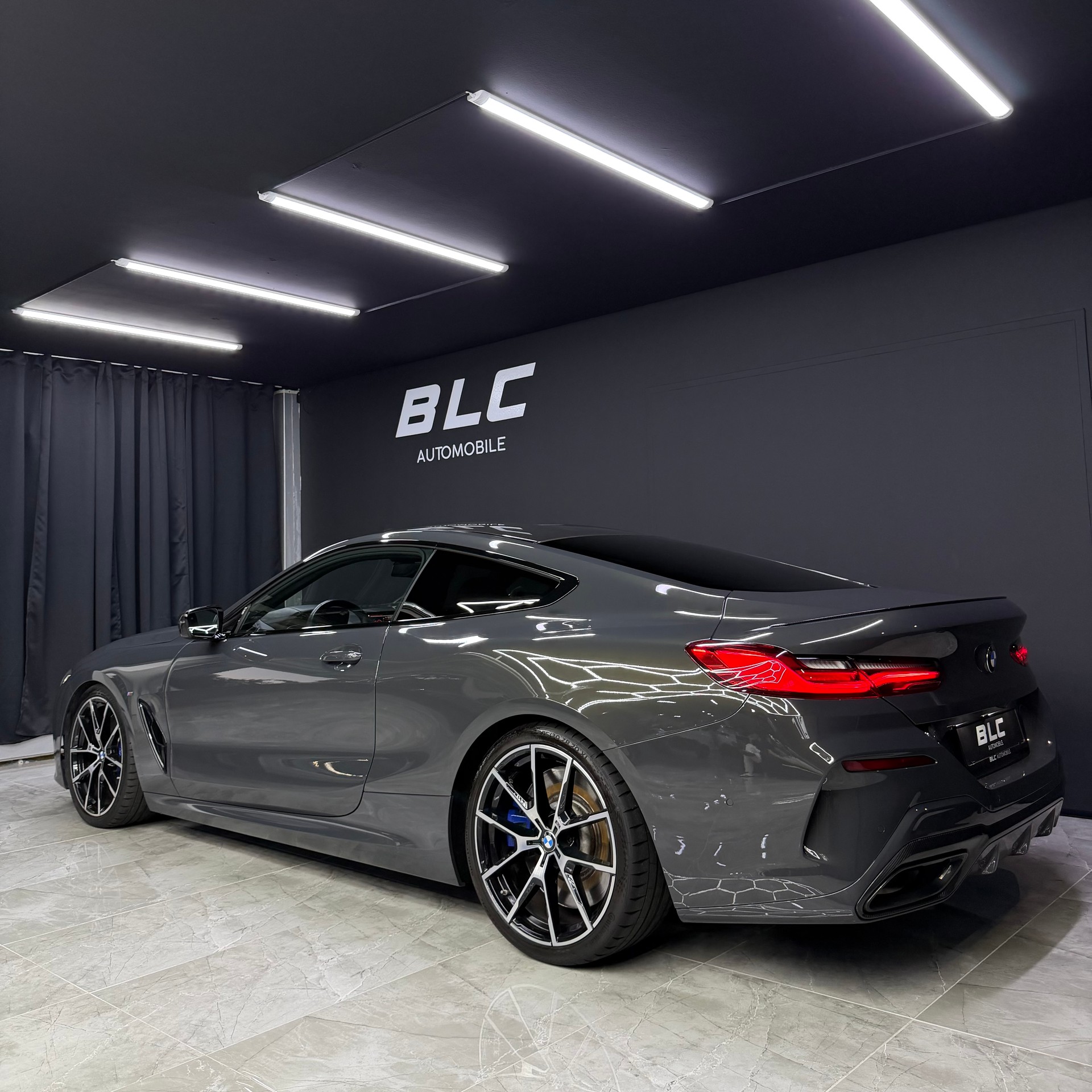 BMW M850i xDrive Steptronic-image-4