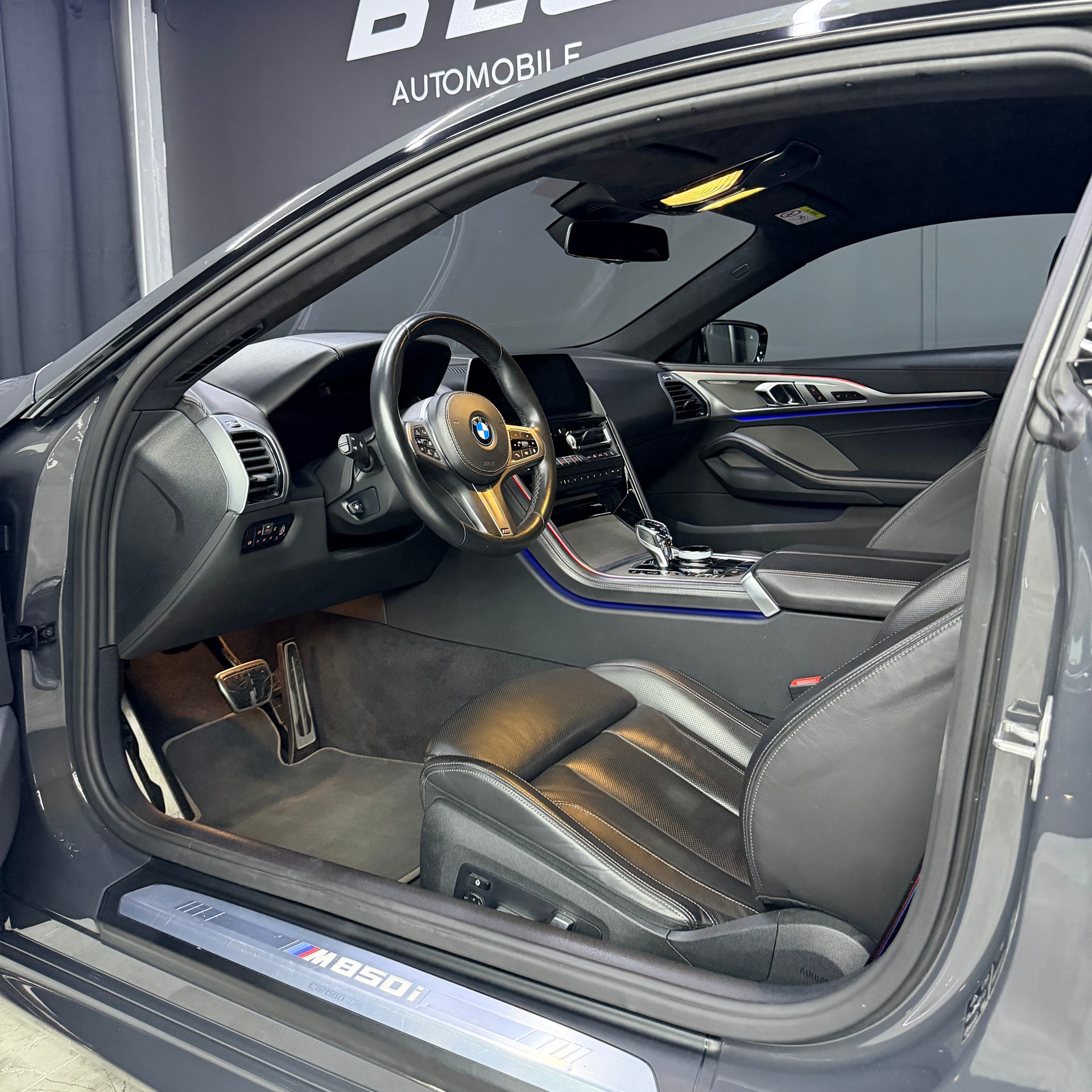 BMW M850i xDrive Steptronic-image-7