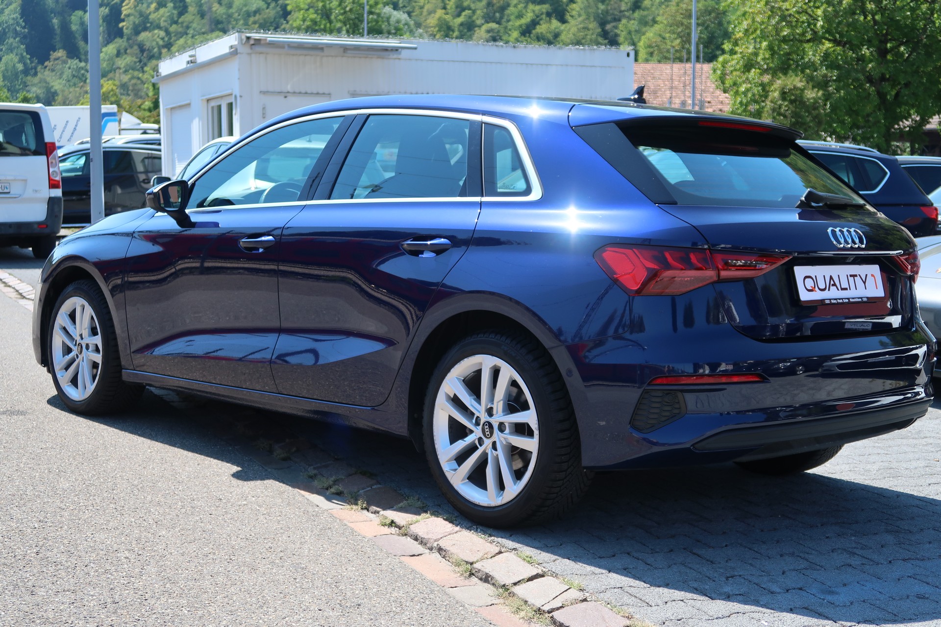 AUDI A3 Sportback 35 TFSI Attraction S-tronic-image-5