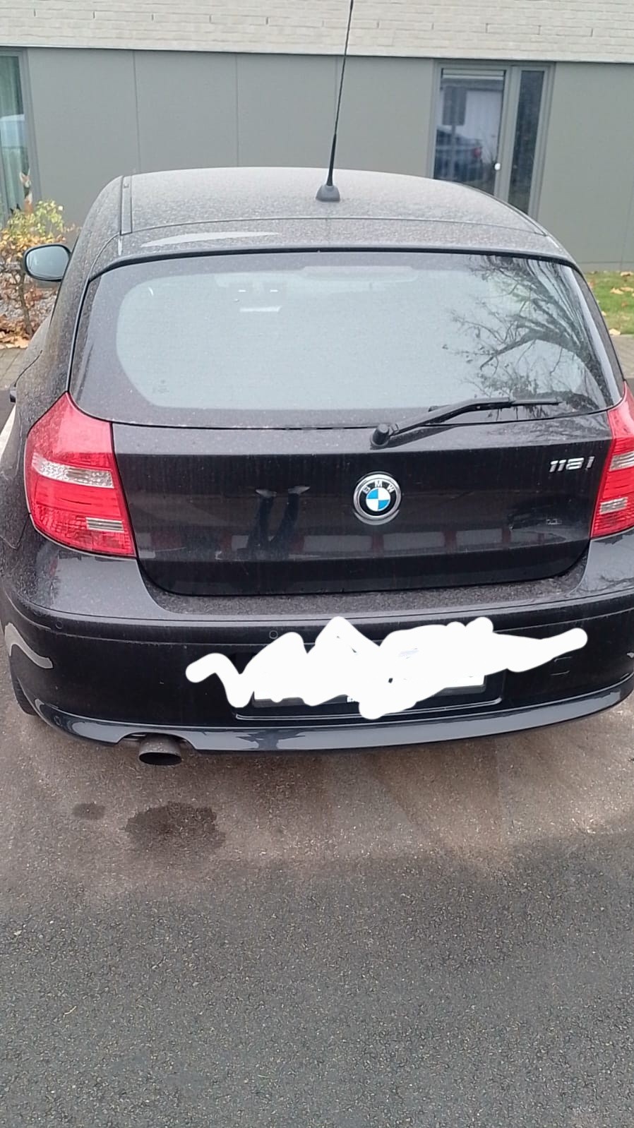 BMW 118i-image-4