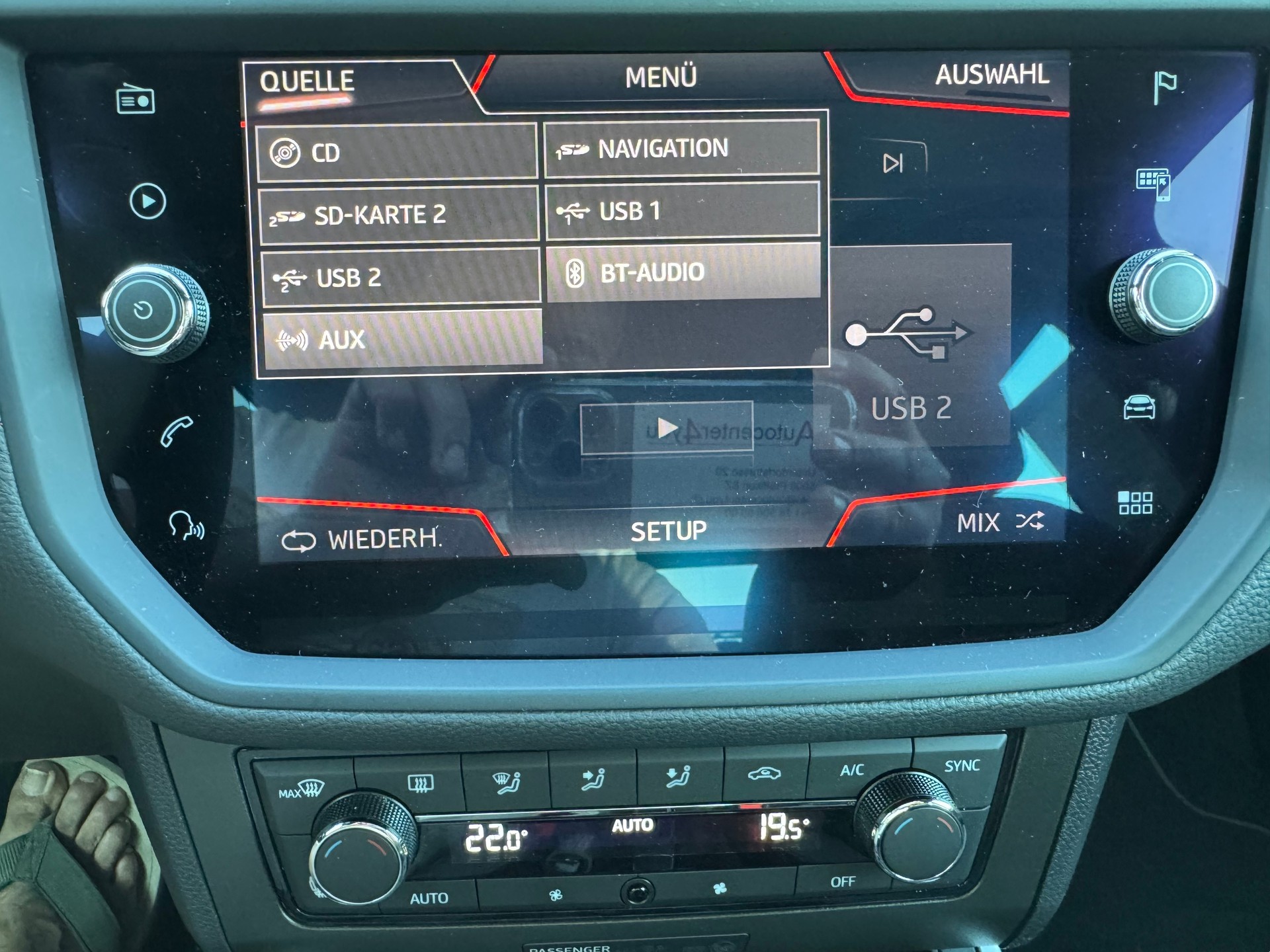 SEAT Arona 1.0 TSI Eco DSG SWISS FR-image-24