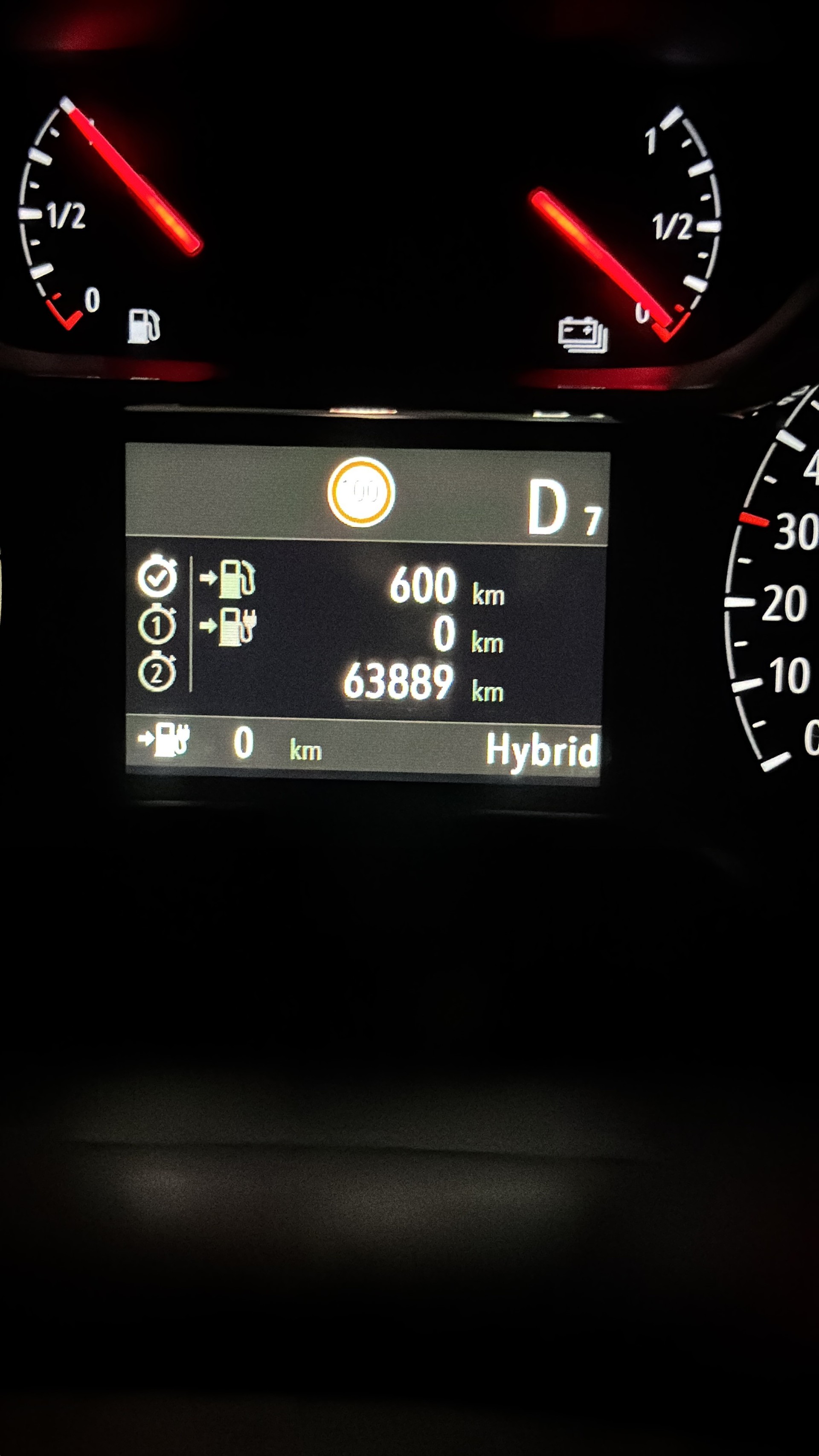 SEAT Arona 1.0 TSI Eco DSG SWISS FR-image-30