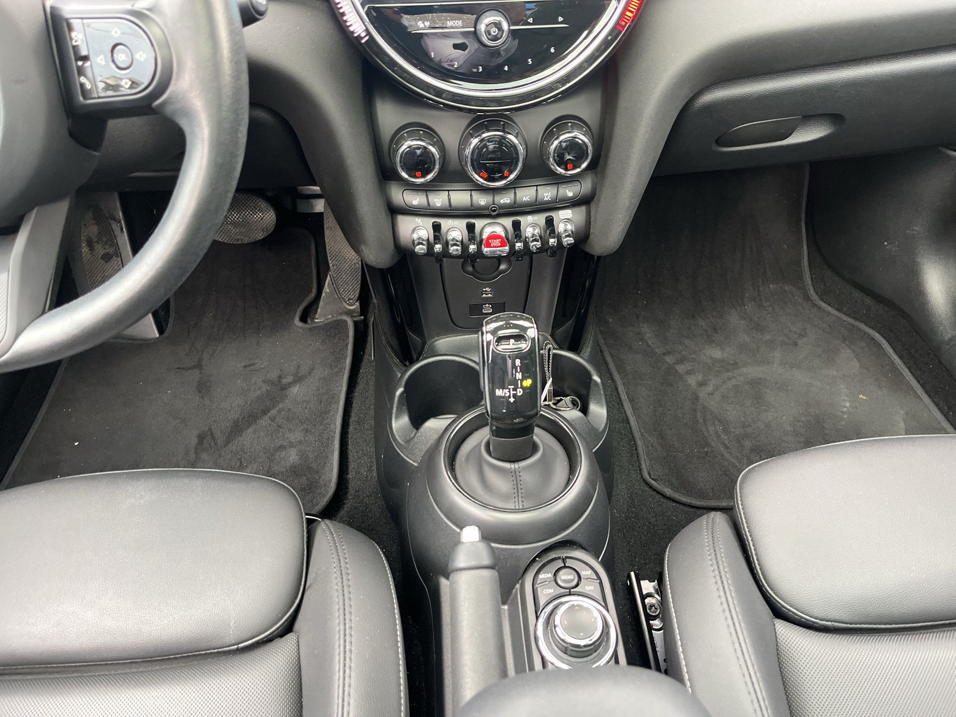 MINI Cooper Steptronic DKG-image-13