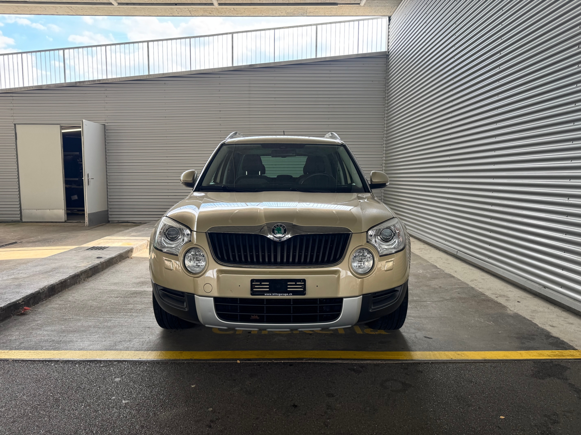 SKODA Yeti 2.0 TDI 110 AllDrive 4x4-image-1