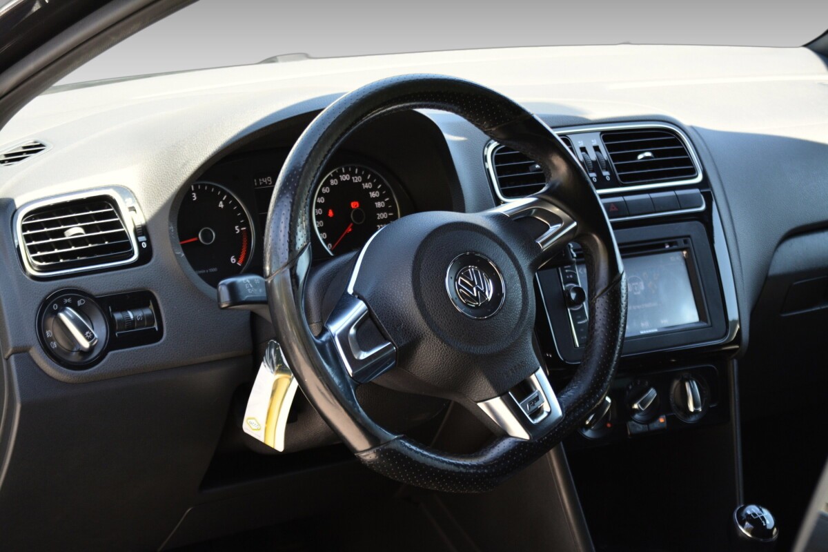VW Polo 1.6 TDI R-Line Design-image-8