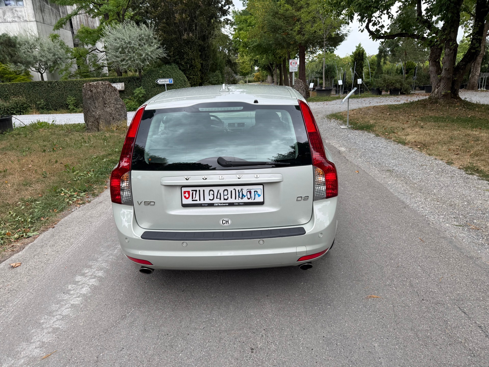 VOLVO V50 D3 Kinetic Geartronic-image-4