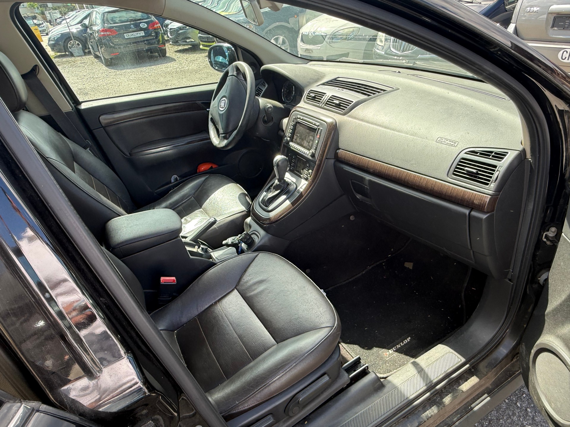 FIAT Croma 1.9 16V JTD Dynamic Automatic-image-8