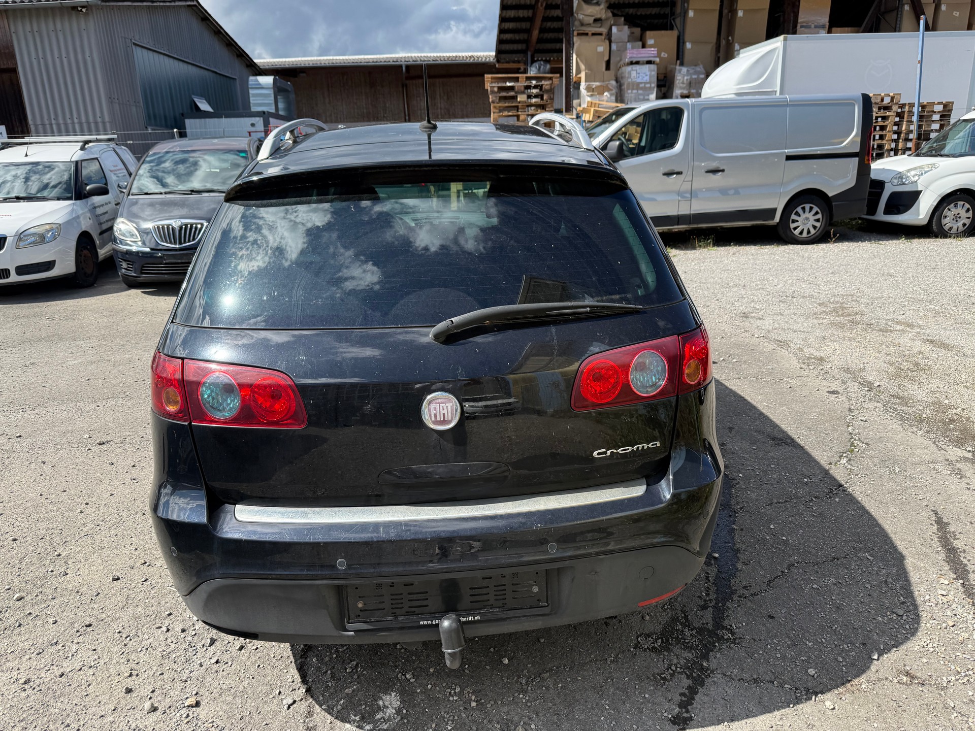 FIAT Croma 1.9 16V JTD Dynamic Automatic-image-2