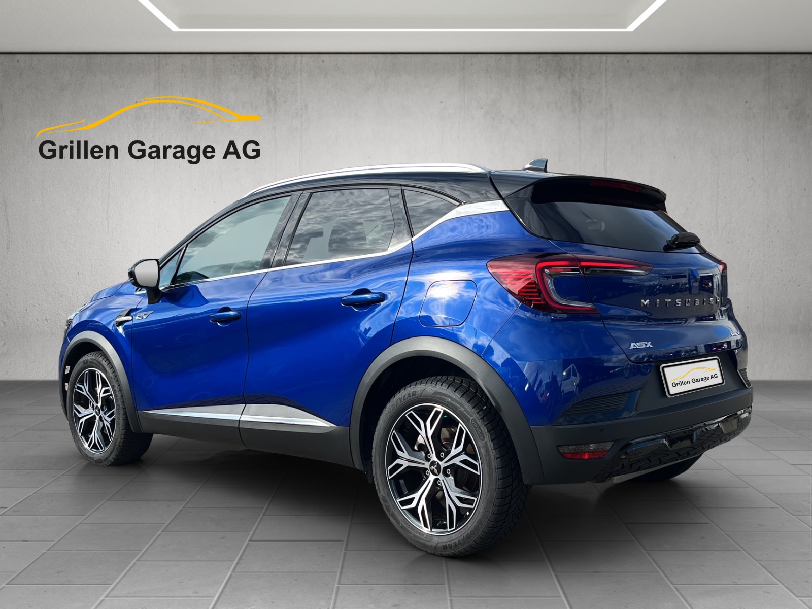 MITSUBISHI ASX 1.6 PHEV Intense-showroom-element-2