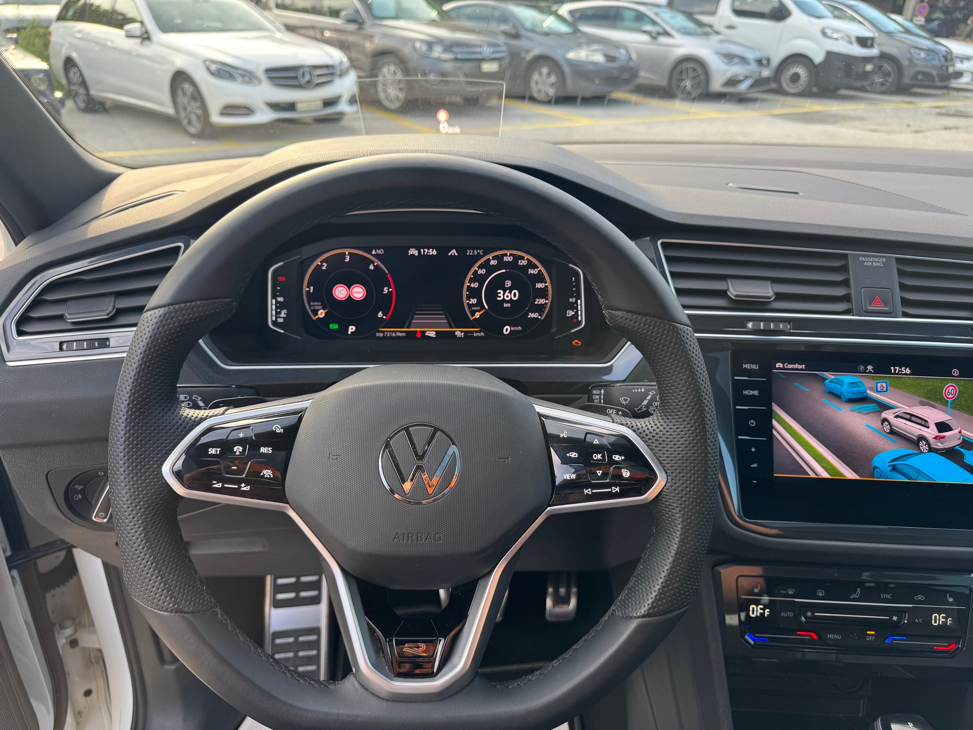 VW Tiguan 2.0 TDI SCR R-Line 4Motion DSG-image-20