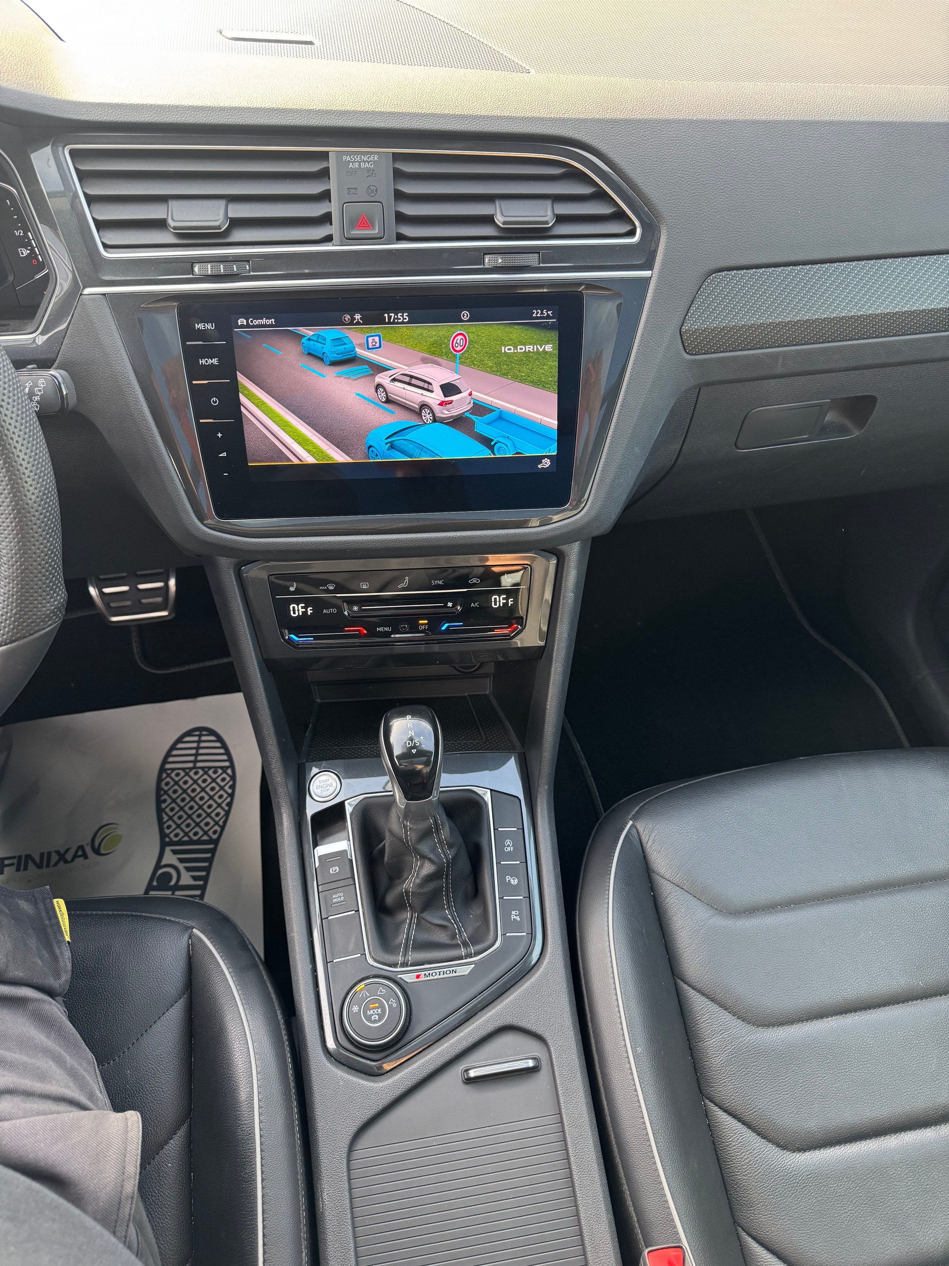 VW Tiguan 2.0 TDI SCR R-Line 4Motion DSG-image-18