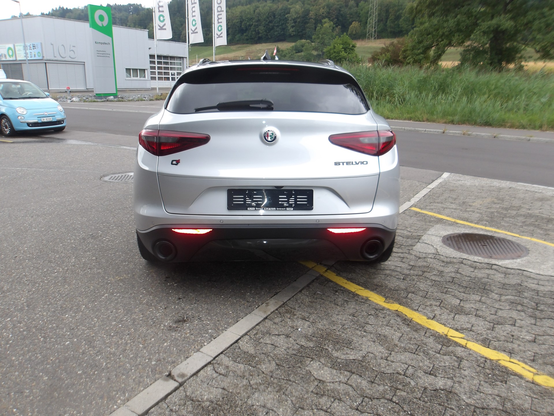 ALFA ROMEO Stelvio 2.0 Sport Q4 Automatic-image-3