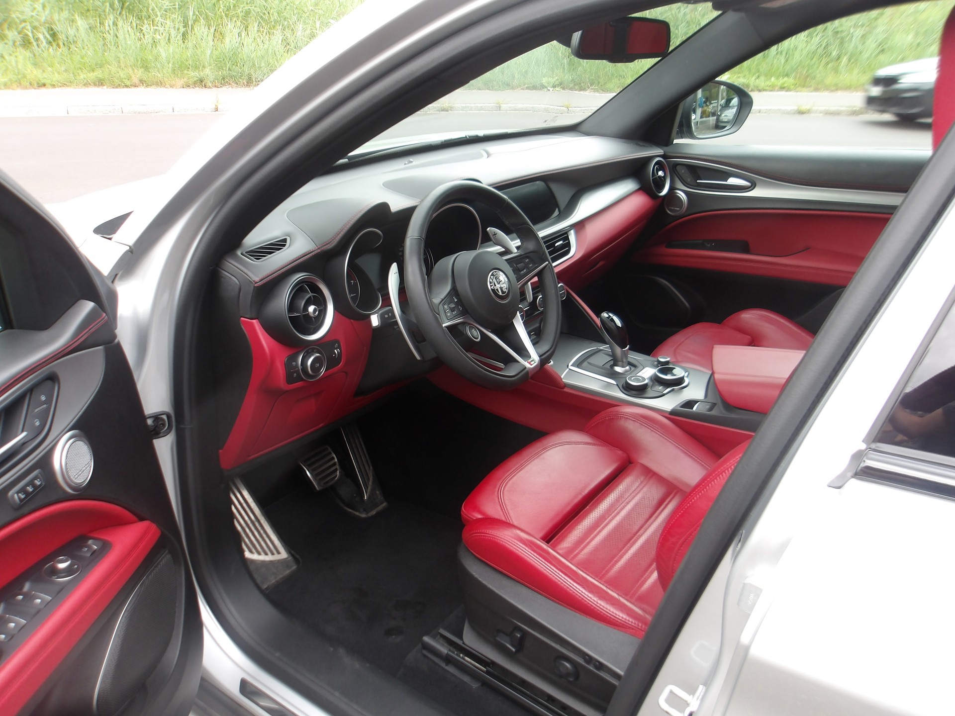 ALFA ROMEO Stelvio 2.0 Sport Q4 Automatic-image-10