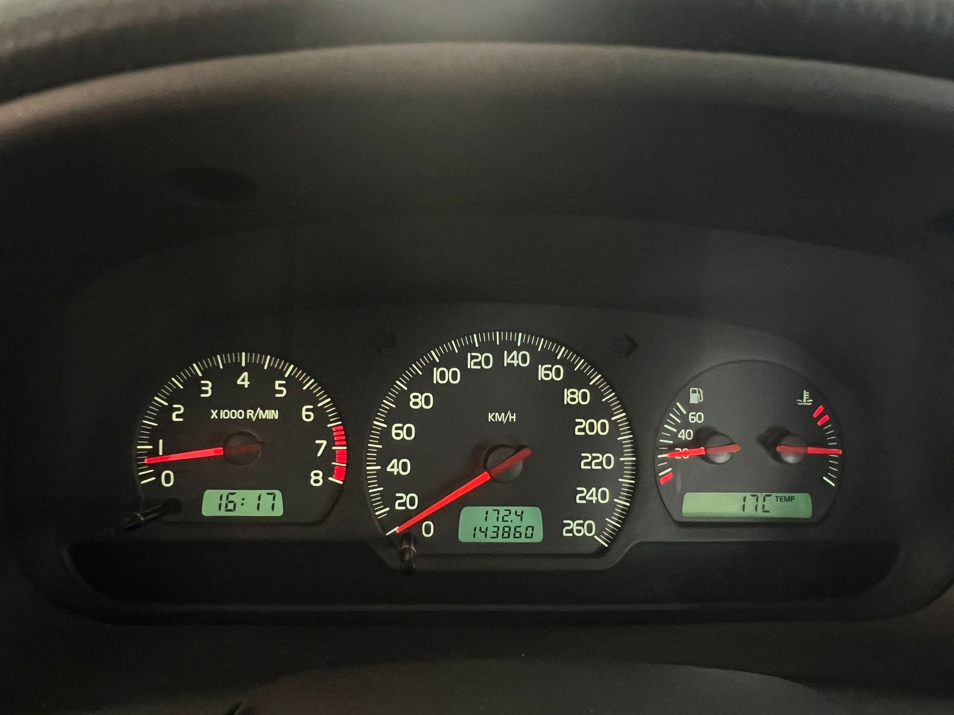 VOLVO V40 2.0 // MFK NEU, Automatik-image-14