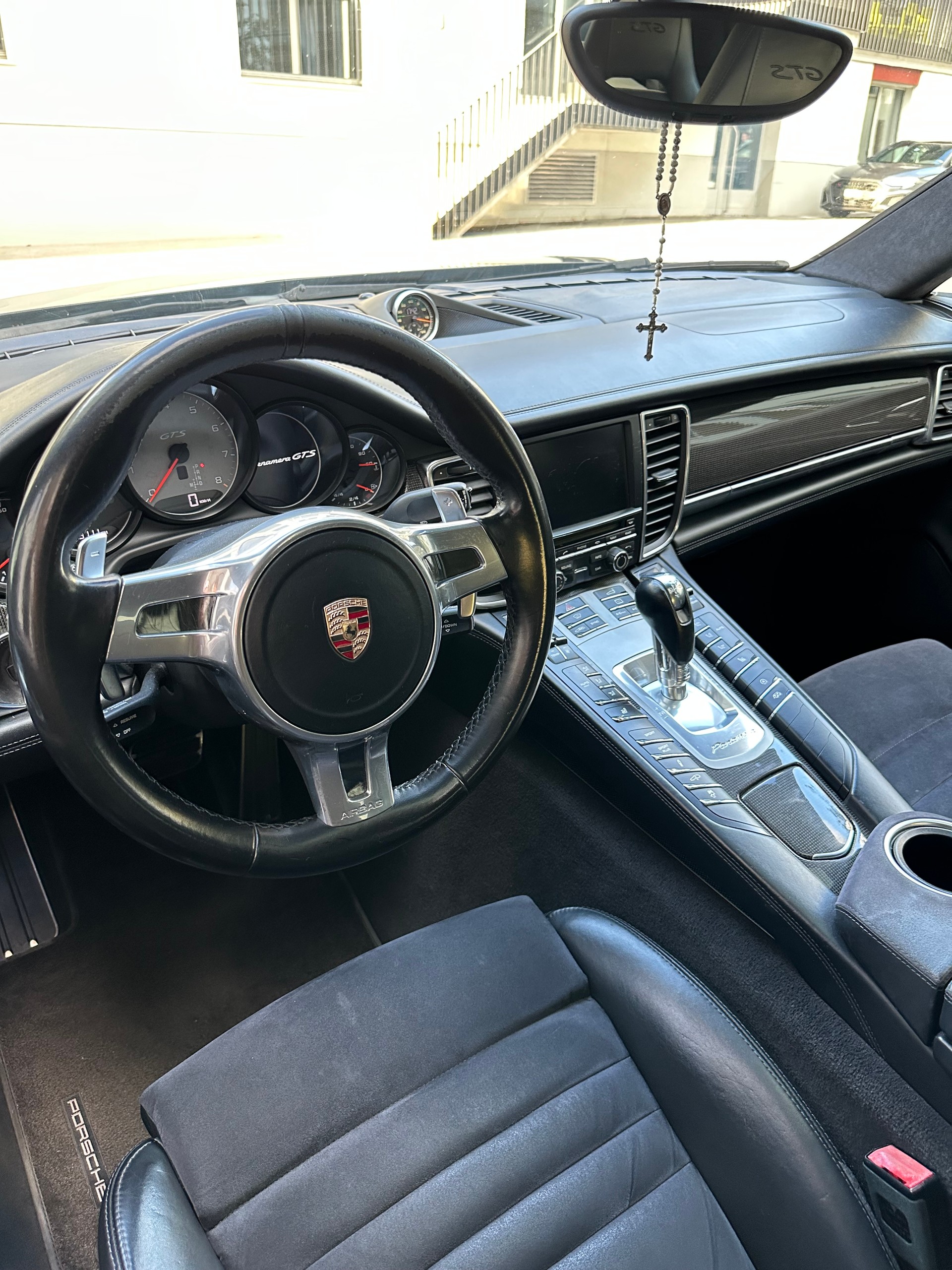 PORSCHE Panamera GTS V8 4.8 PDK Facelift-image-2