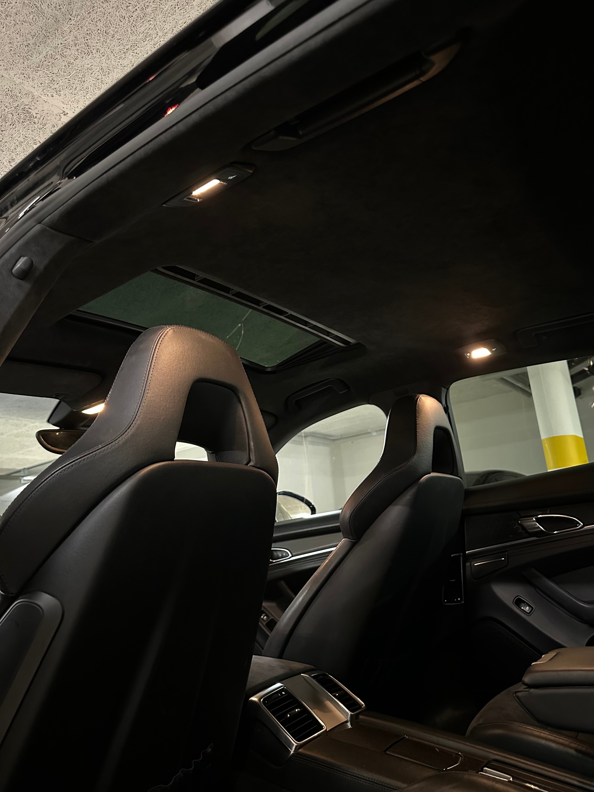 PORSCHE Panamera GTS V8 4.8 PDK-image-5