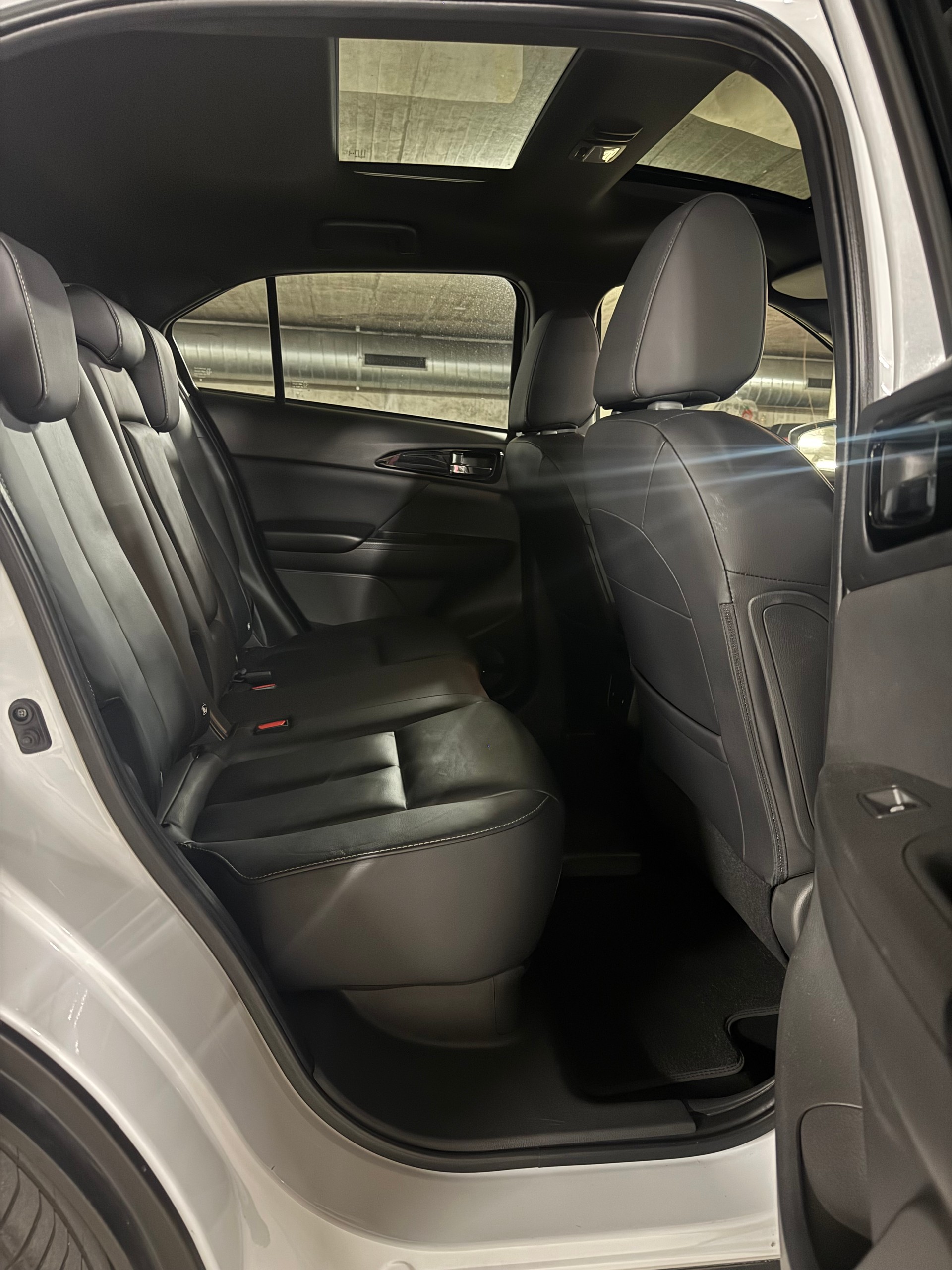 MITSUBISHI Eclipse Cross 2.4 PHEV Diamond 4WD-image-10