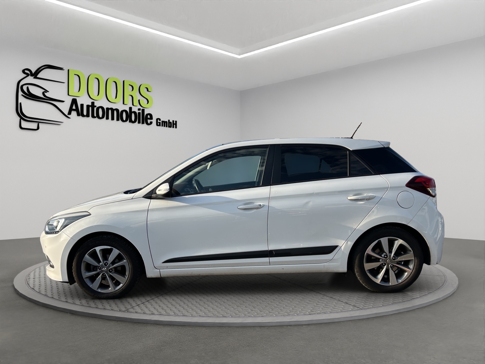 HYUNDAI i20 1.4 Amplia-image-7