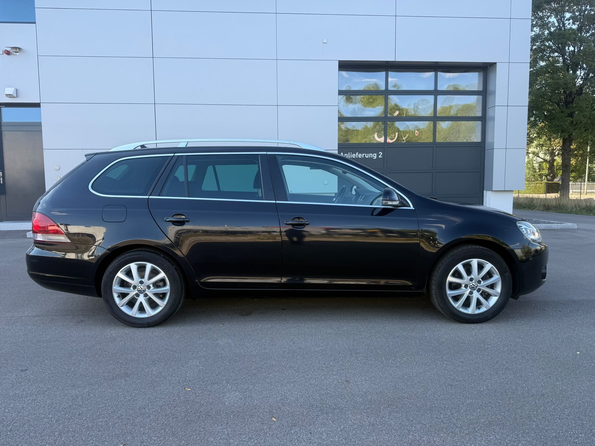 VW Golf Variant 1.4 TSI Highline DSG-image-5