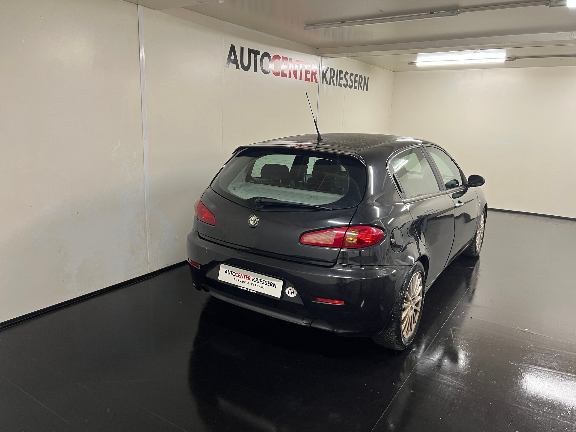 ALFA ROMEO 147 1.9 16V JTD Faces-image-5