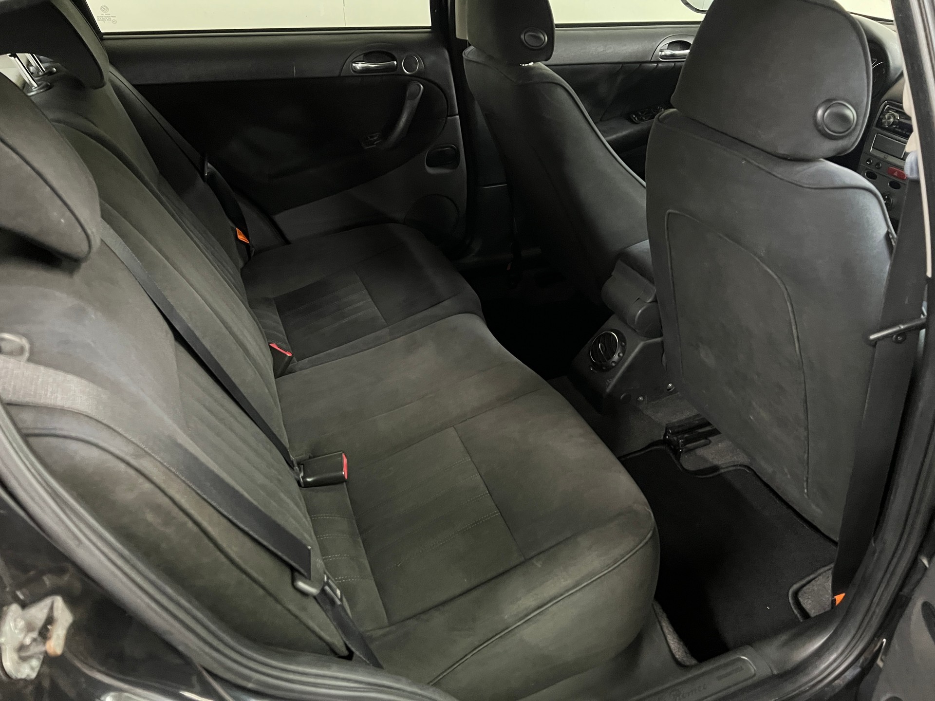 ALFA ROMEO 147 1.9 16V JTD Faces-image-11