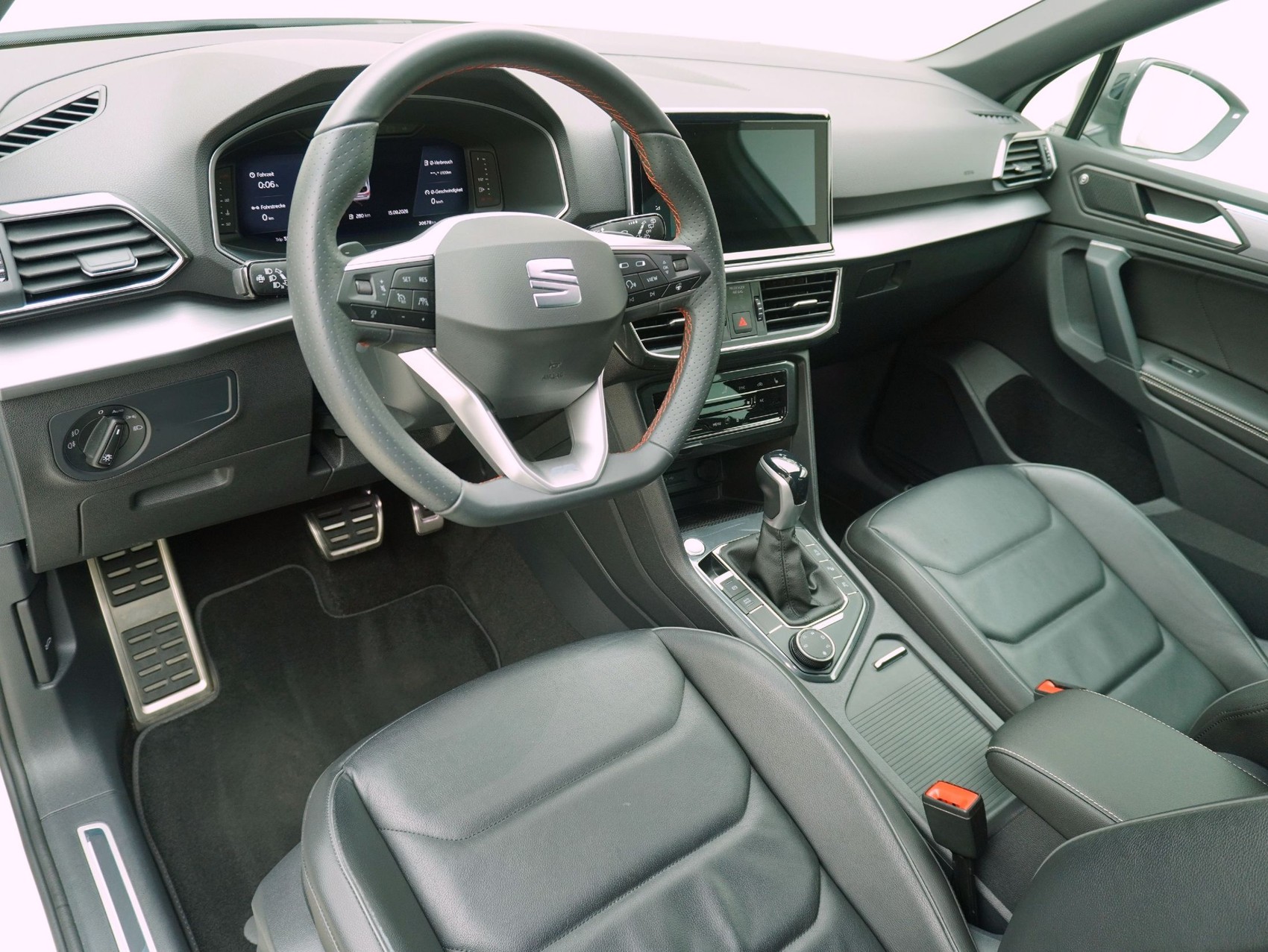 SEAT Tarraco 2.0 TSI DSG FR 4Drive-image-9