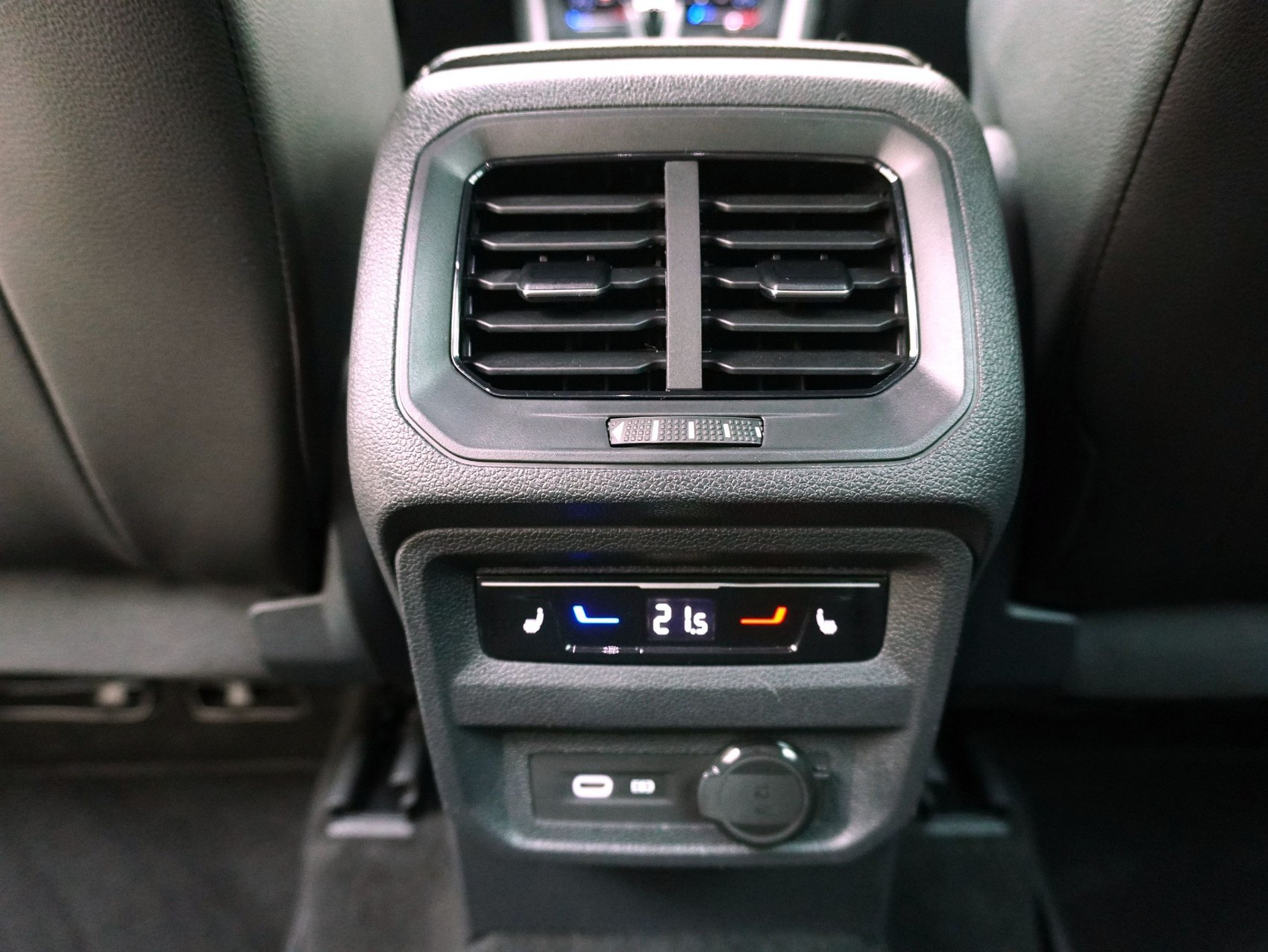 SEAT Tarraco 2.0 TSI DSG FR 4Drive-image-11