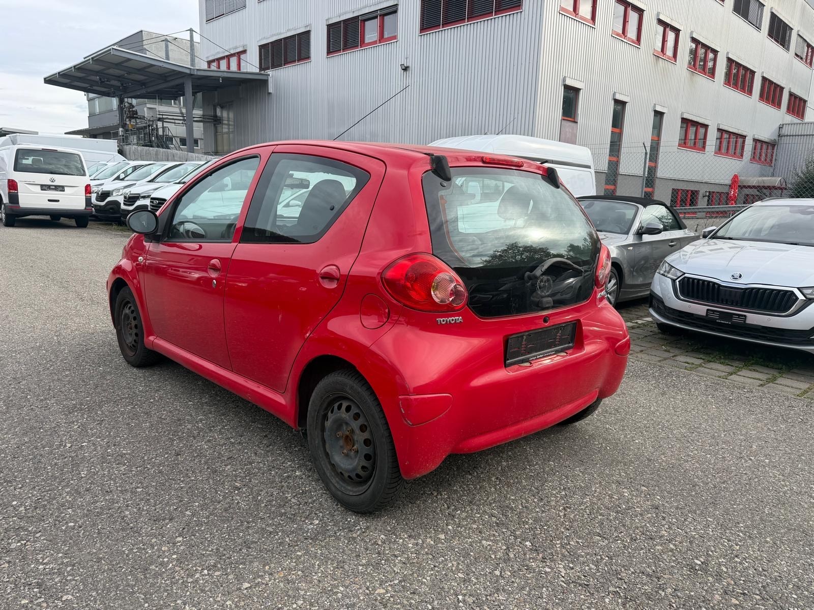 TOYOTA Aygo 1.0 Linea Luna Cool-image-4