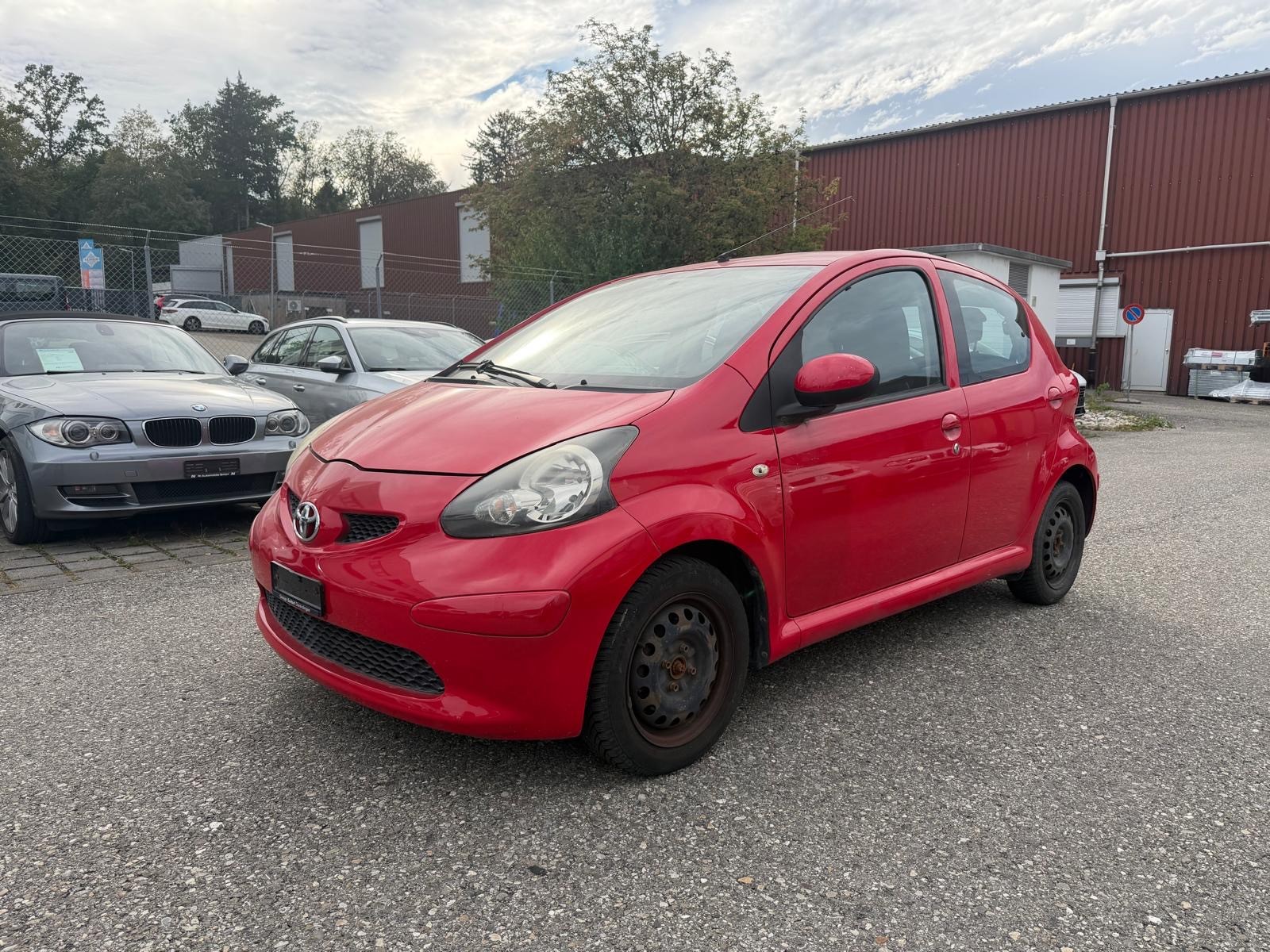 TOYOTA Aygo 1.0 Linea Luna Cool-image-2