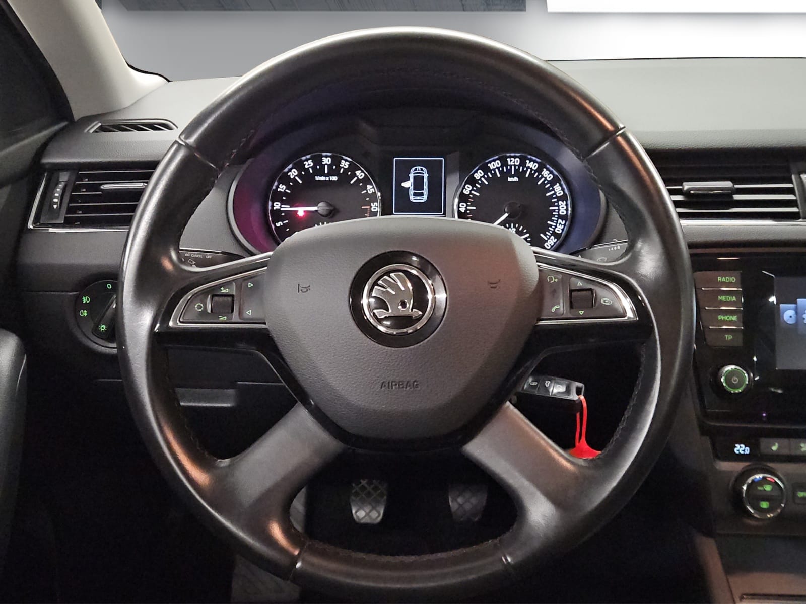 SKODA Skoda Octavia TDI 4x4-image-8