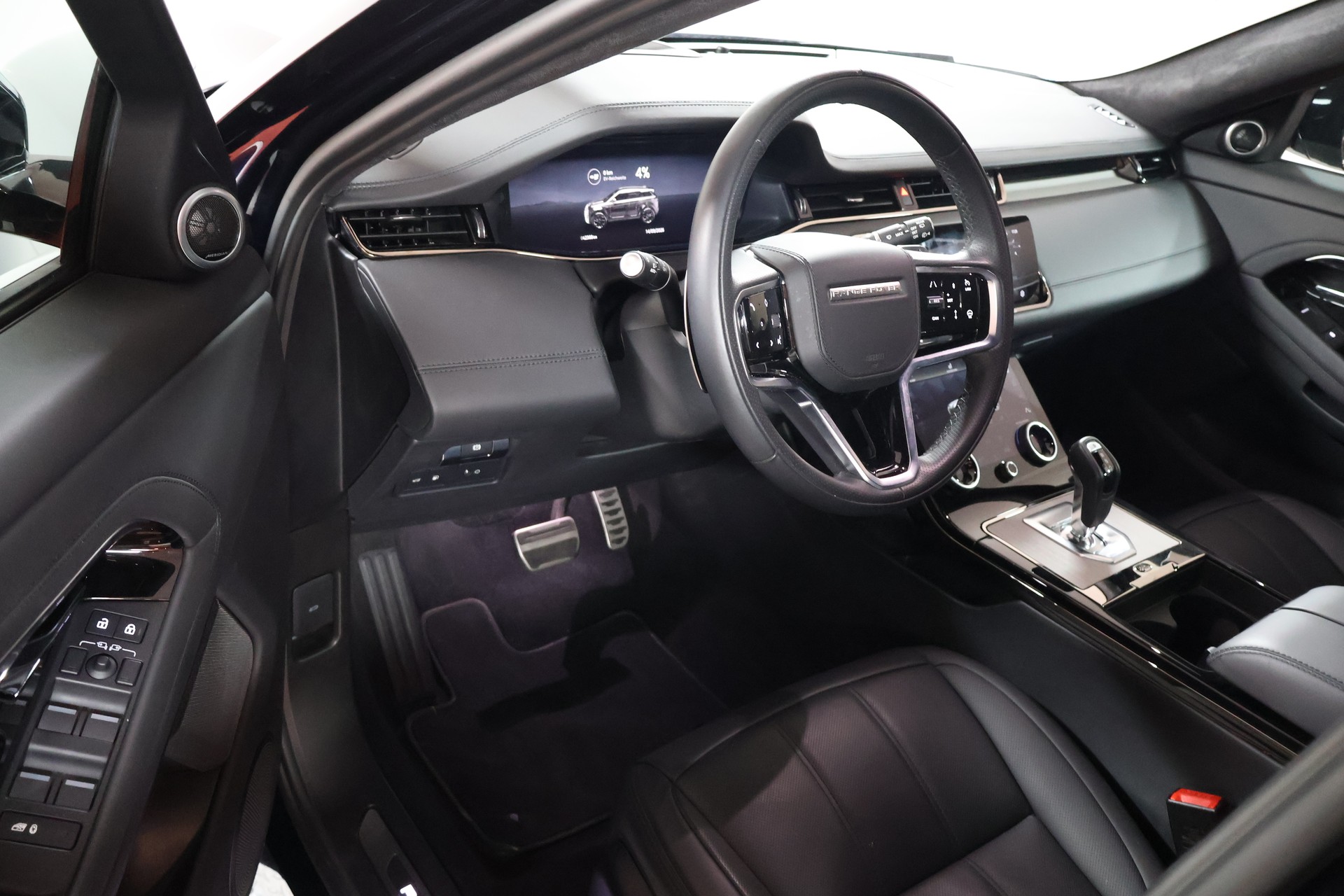 LAND ROVER Range Rover Evoque R-Dynamic P 300e S AT8-image-9