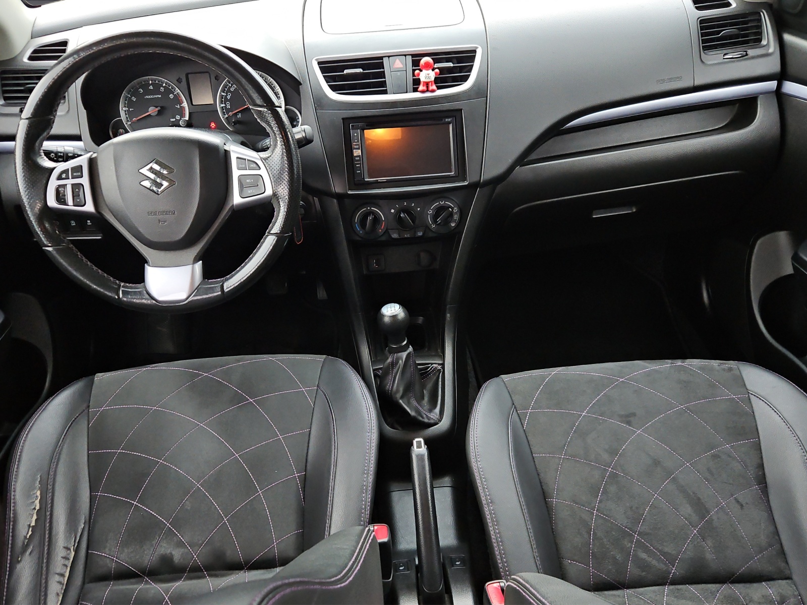 SUZUKI Swift 1.2i 16V Sergio Cellano-image-11
