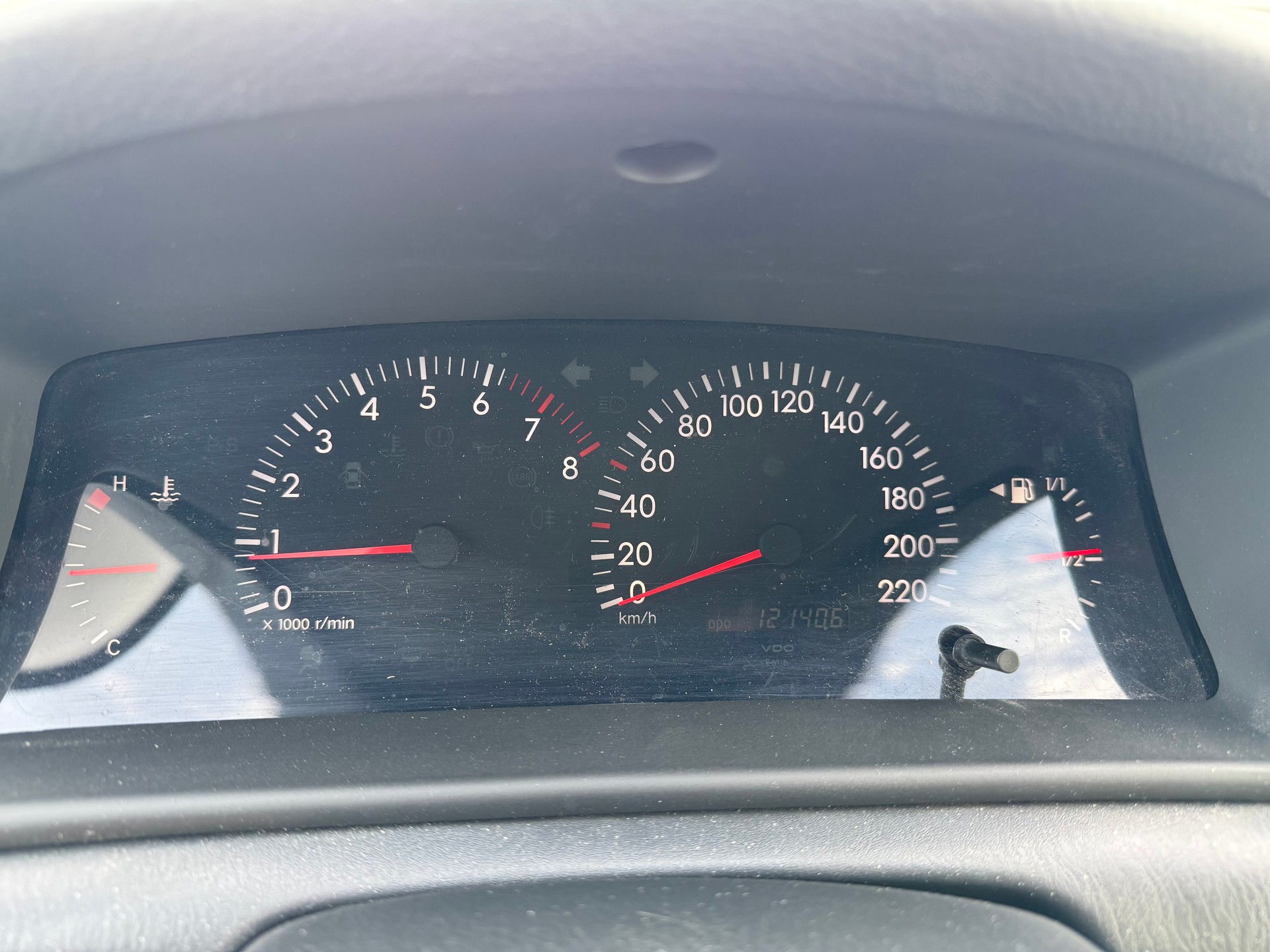 TOYOTA Corolla 1.6 Linea Sol AUTOMAT (MFK,SERVICE)-image-12