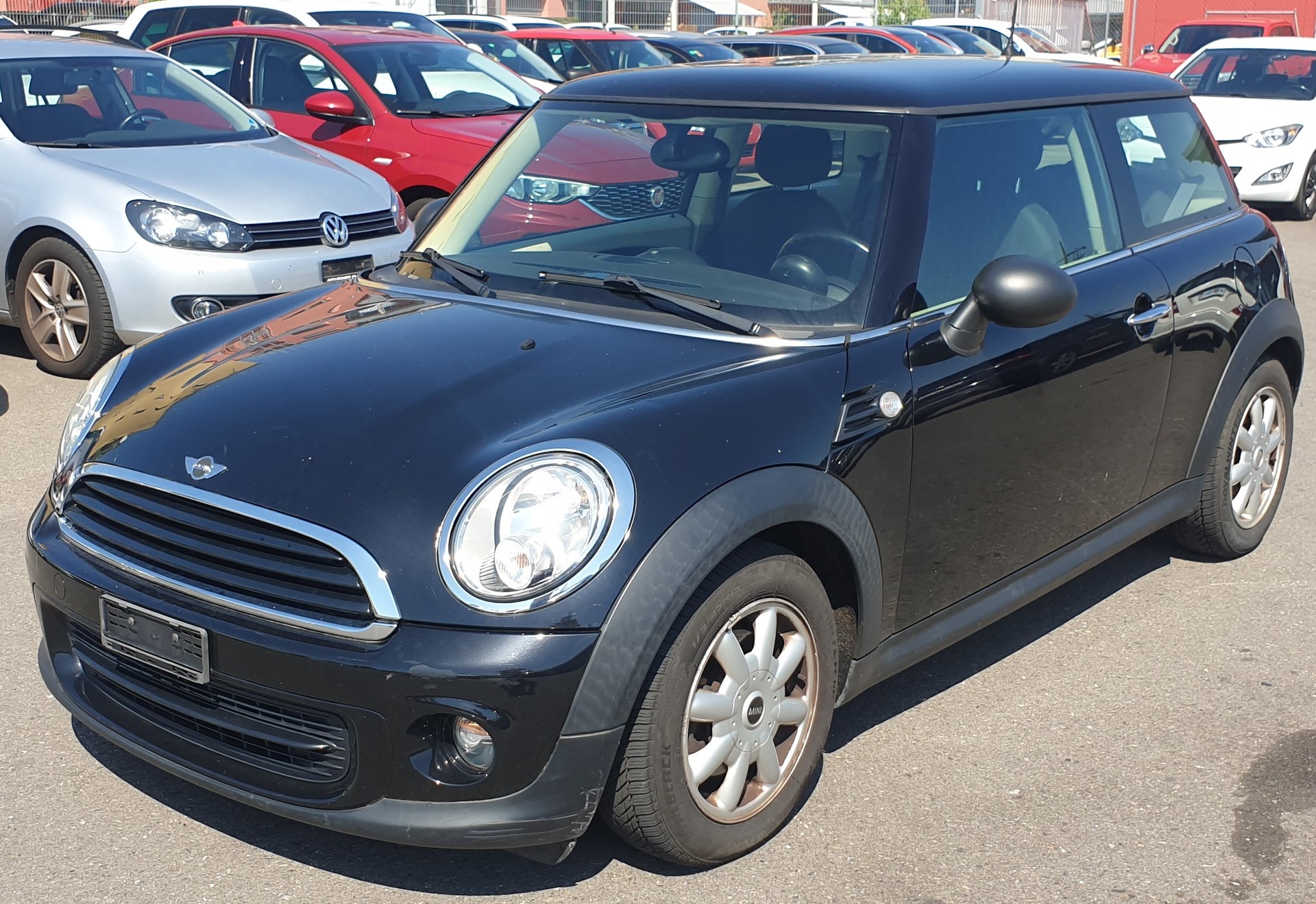 MINI One-image-1