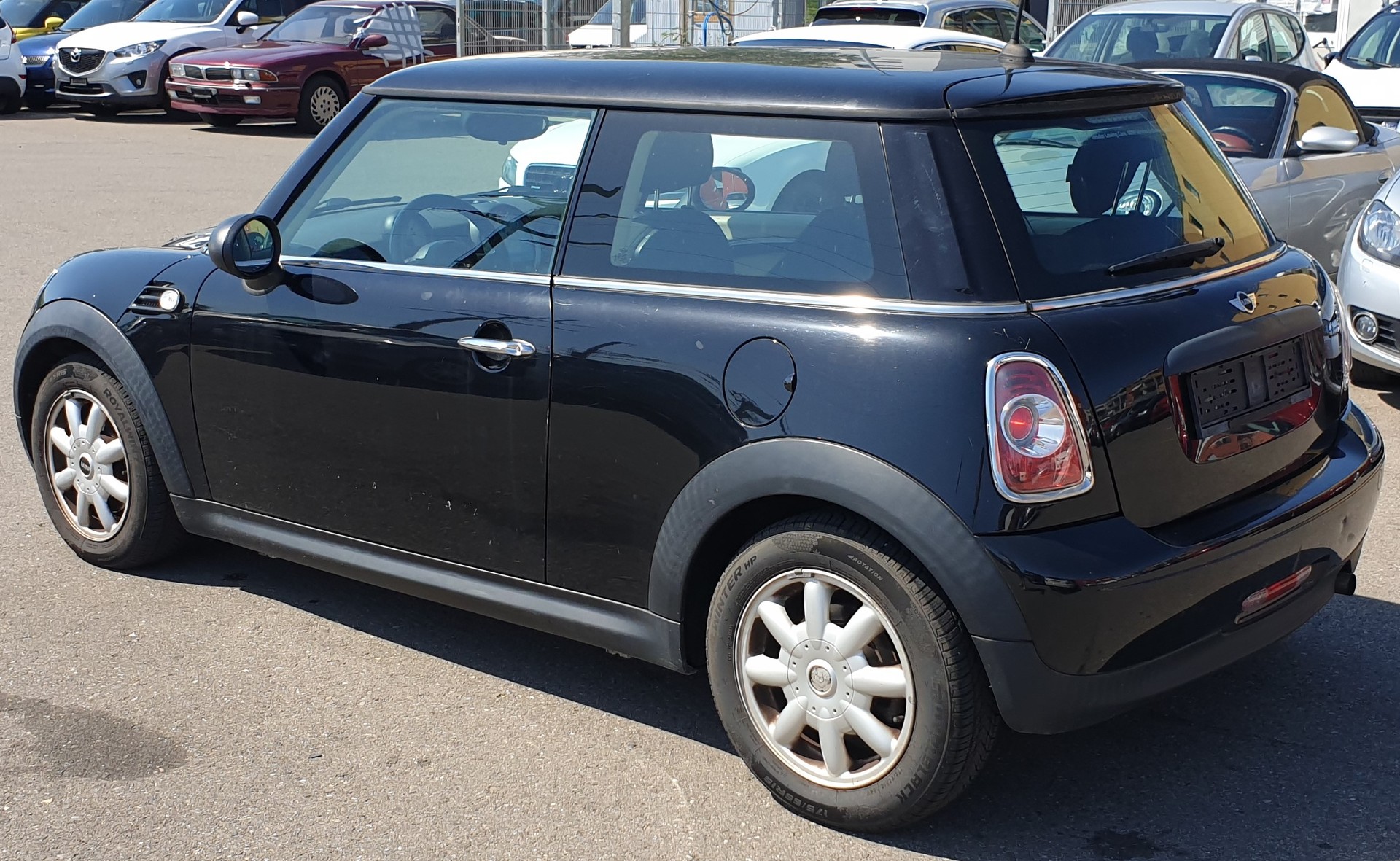 MINI One-image-2