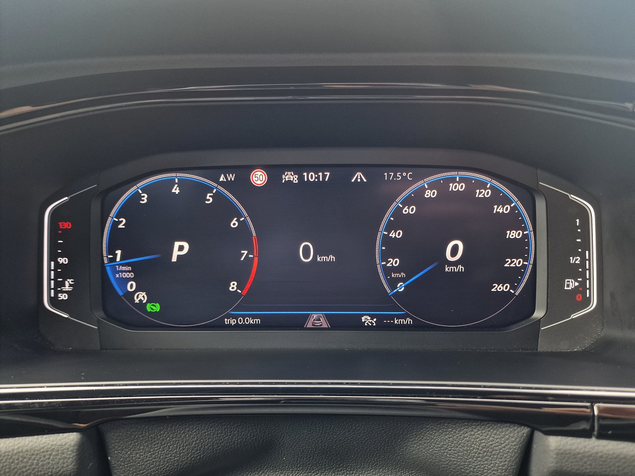 VW T-Roc 2.0 TSI R-Line DSG 4Motion-image-15