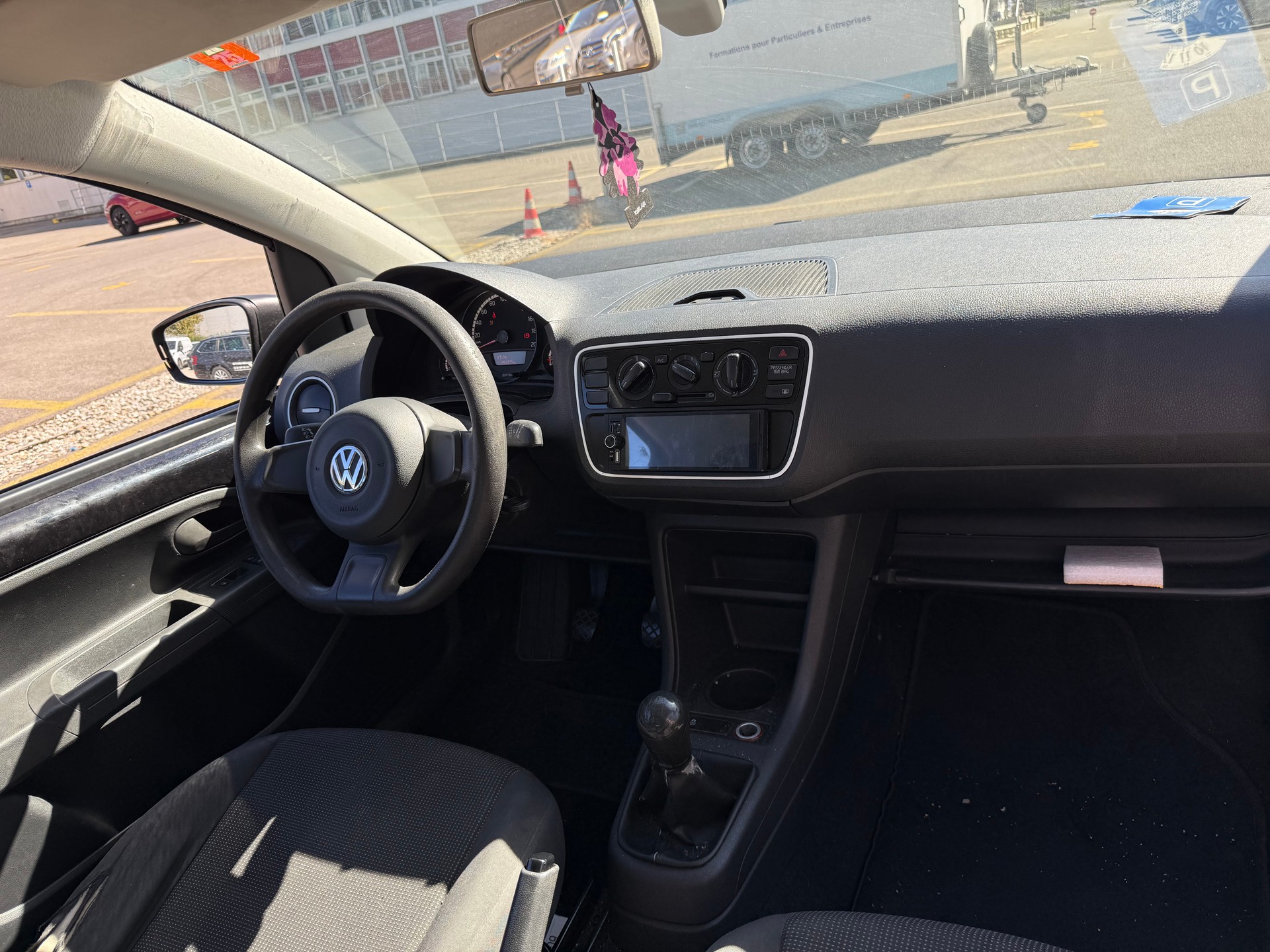 VW Up 1.0 take up-image-8