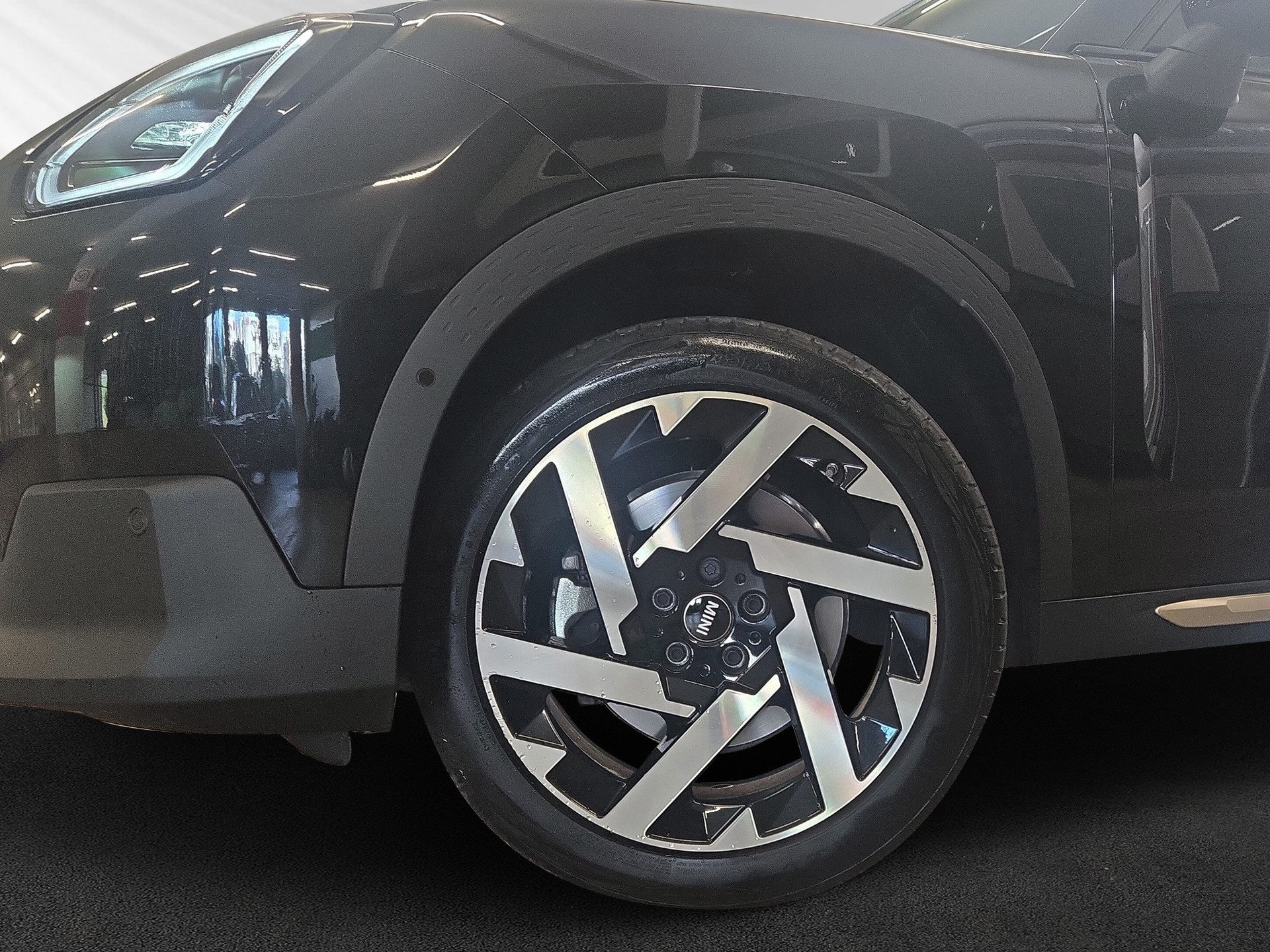 MINI Countryman C-image-8