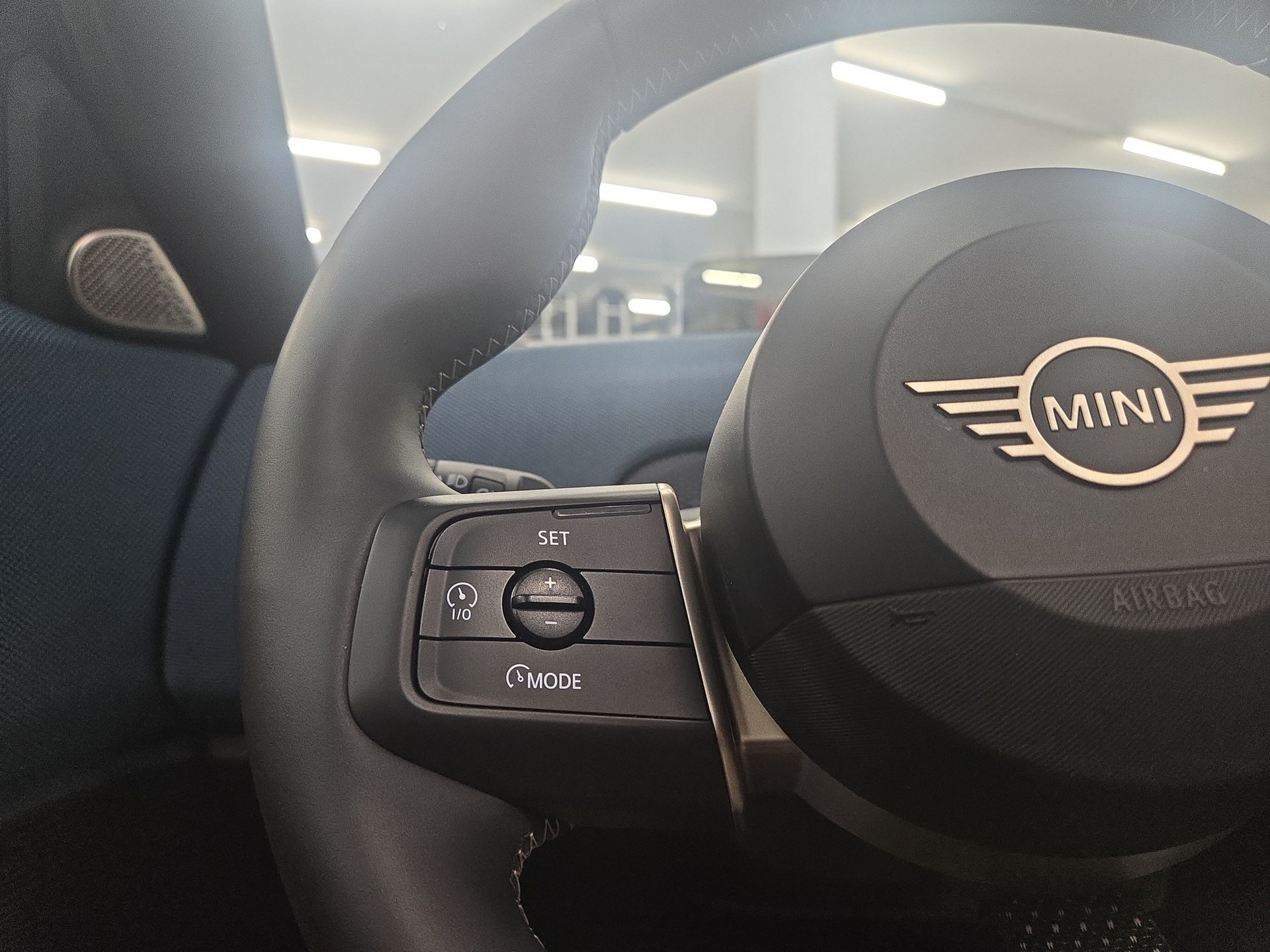 MINI Countryman C-image-13