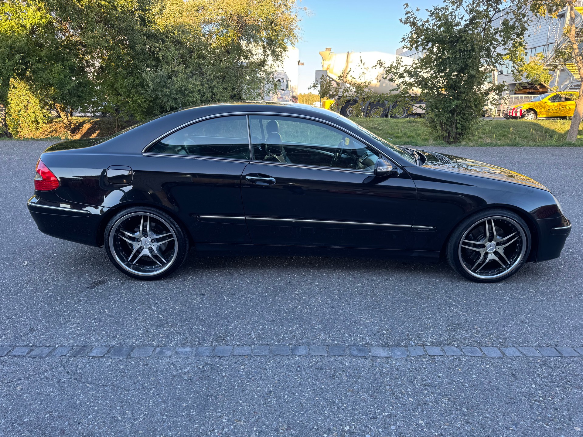 MERCEDES-BENZ CLK 350 Avantgarde 7G-Tronic-image-8