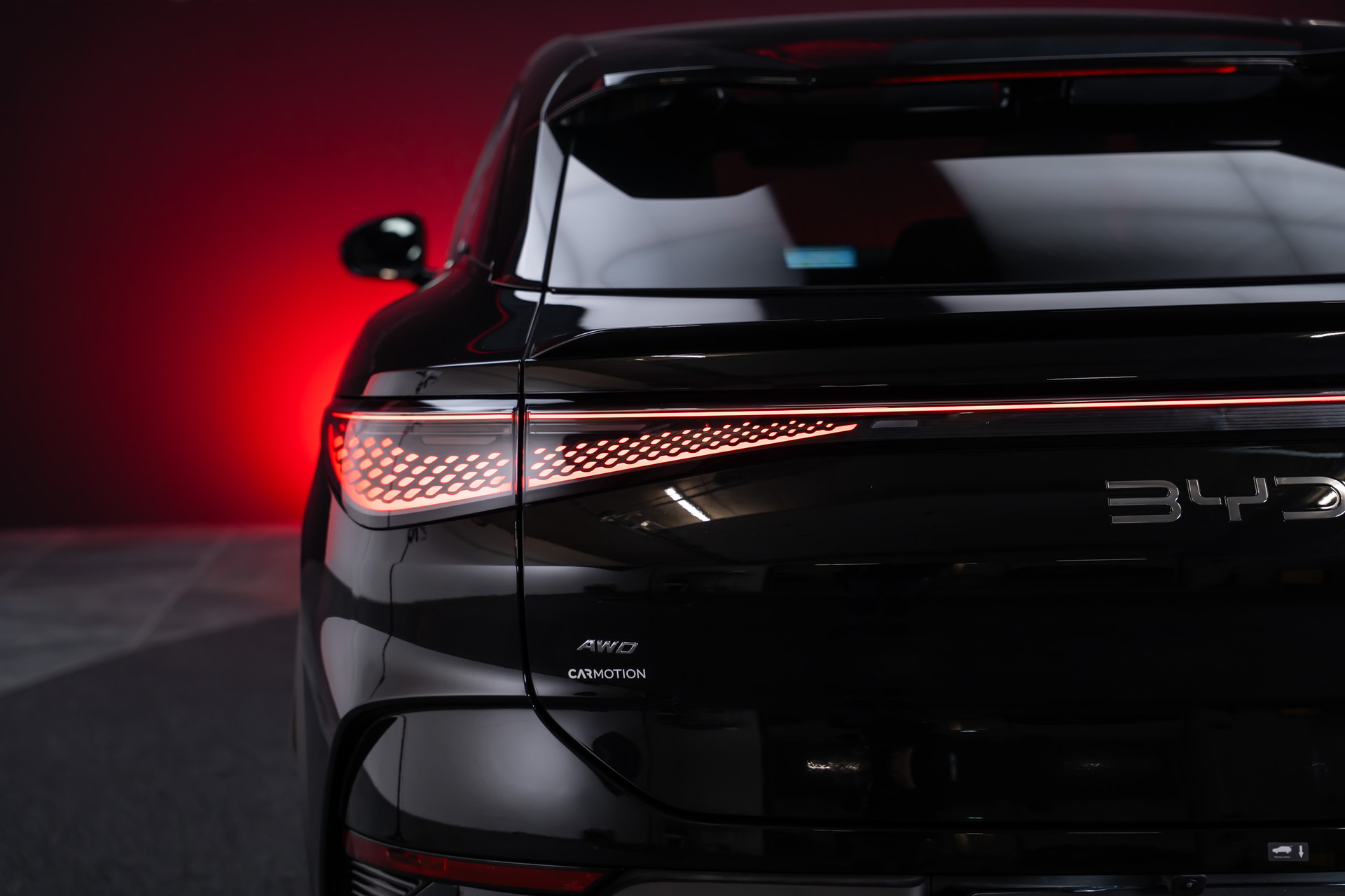 BYD Sealion 7 91,3 kWh Excellence AWD / Panoramadach / Head-Up Display / 360° Kamera-image-12