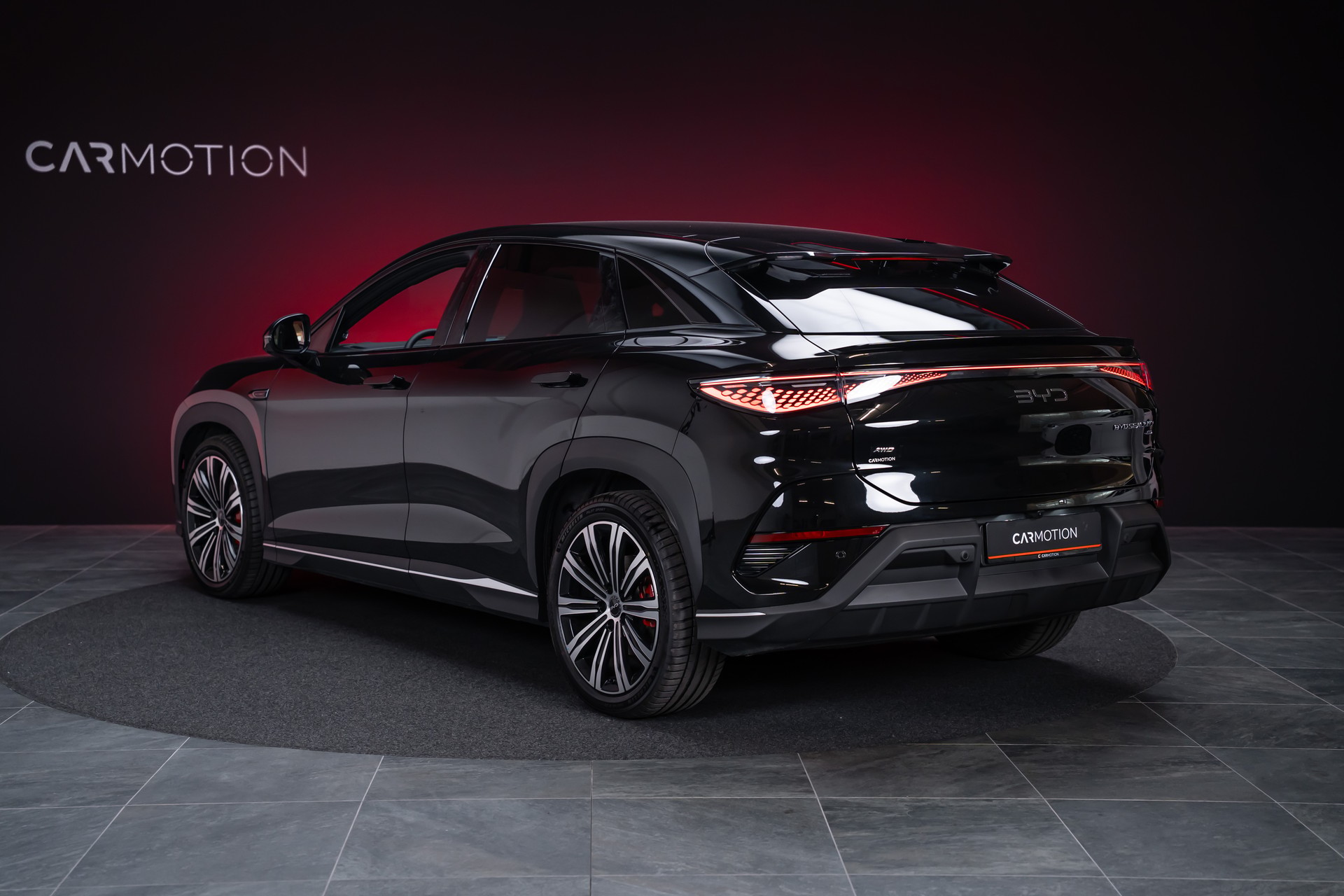BYD Sealion 7 91,3 kWh Excellence AWD / Panoramadach / Head-Up Display / 360° Kamera-image-8